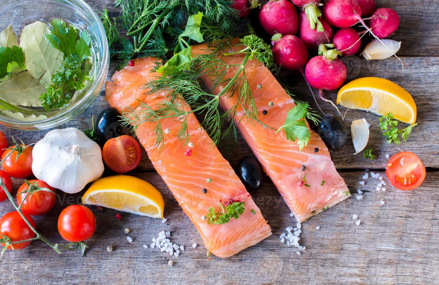 filetes de salmón desde arriba foto