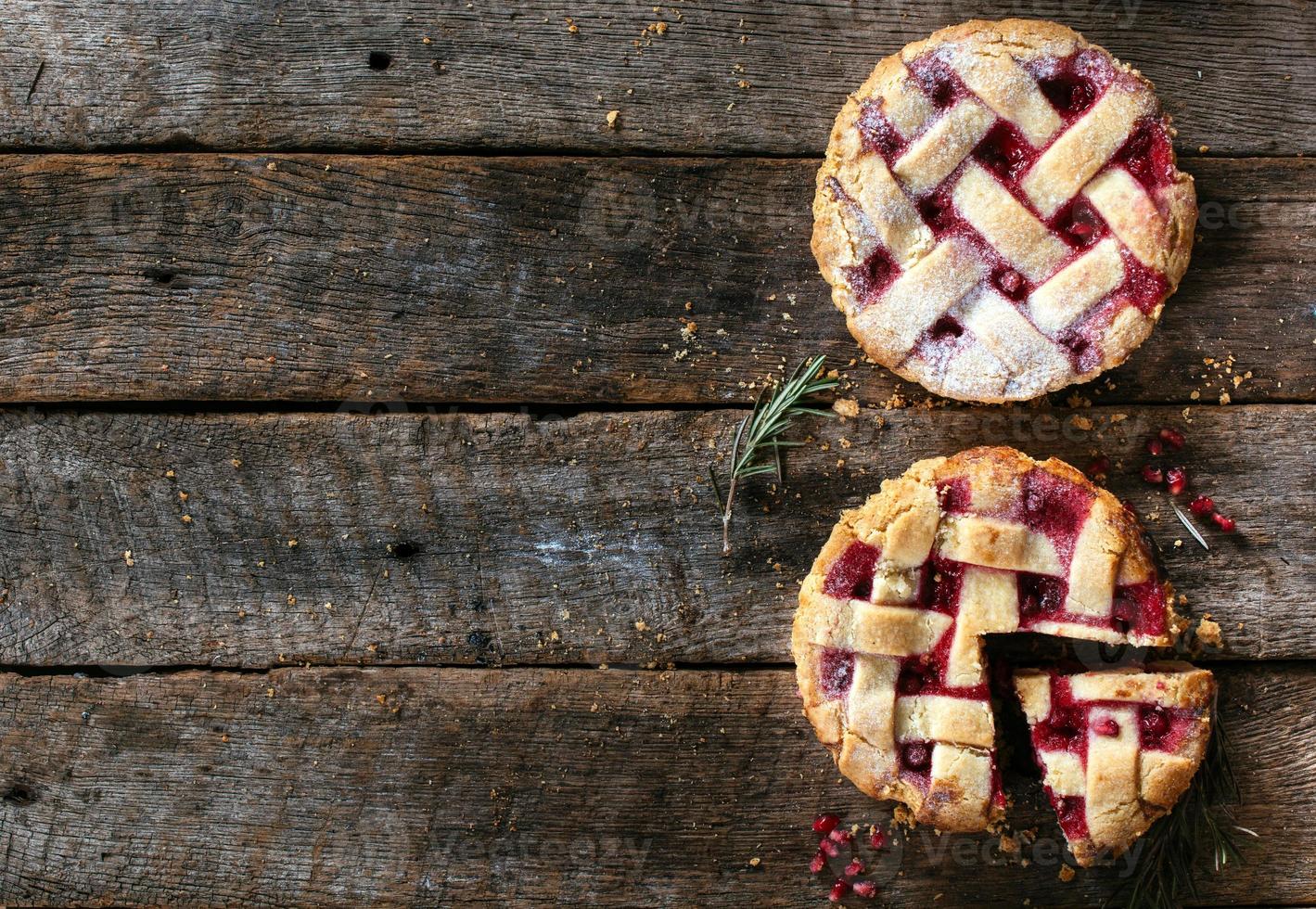 Couple of tart cakes photo