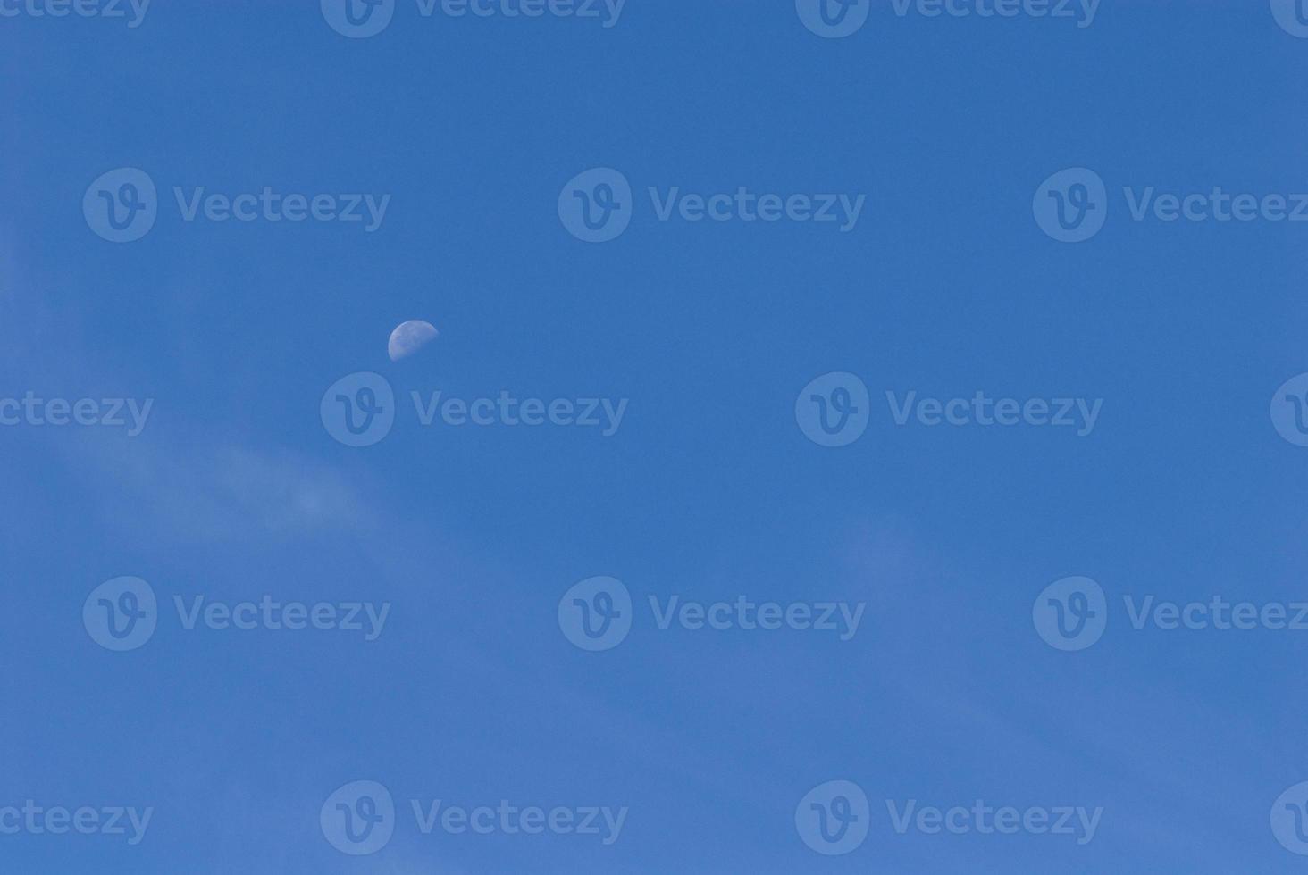 blue sky and white clouds photo
