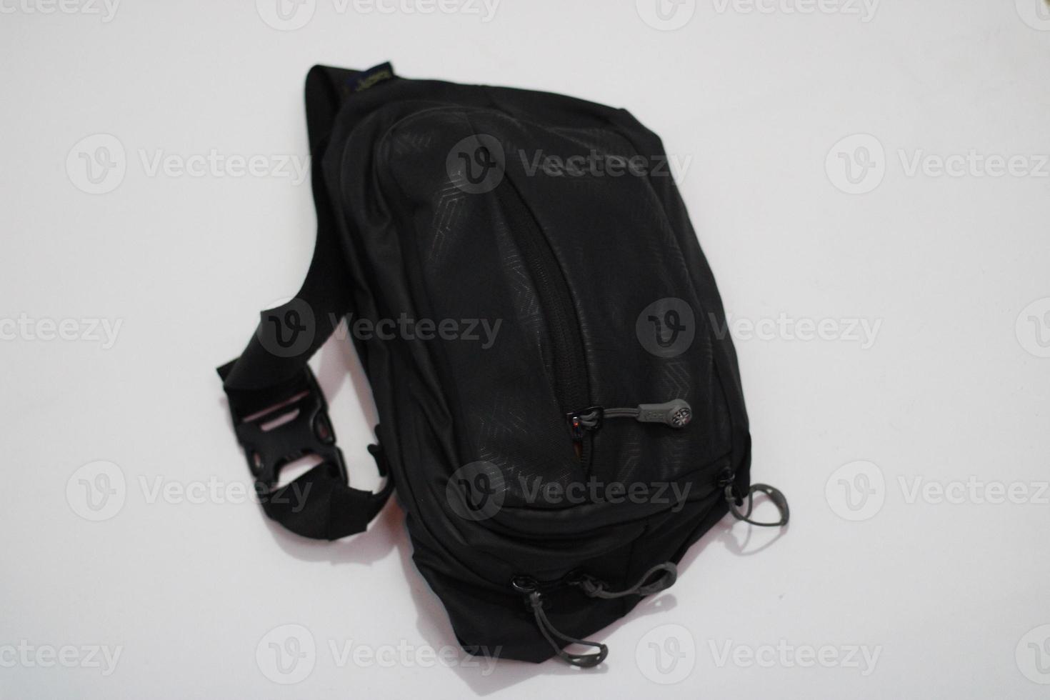 black sling bag photo