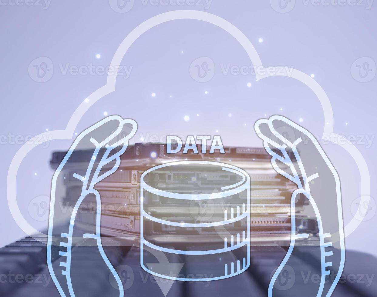 Big data storage and analytics in the cloud or on external server photo