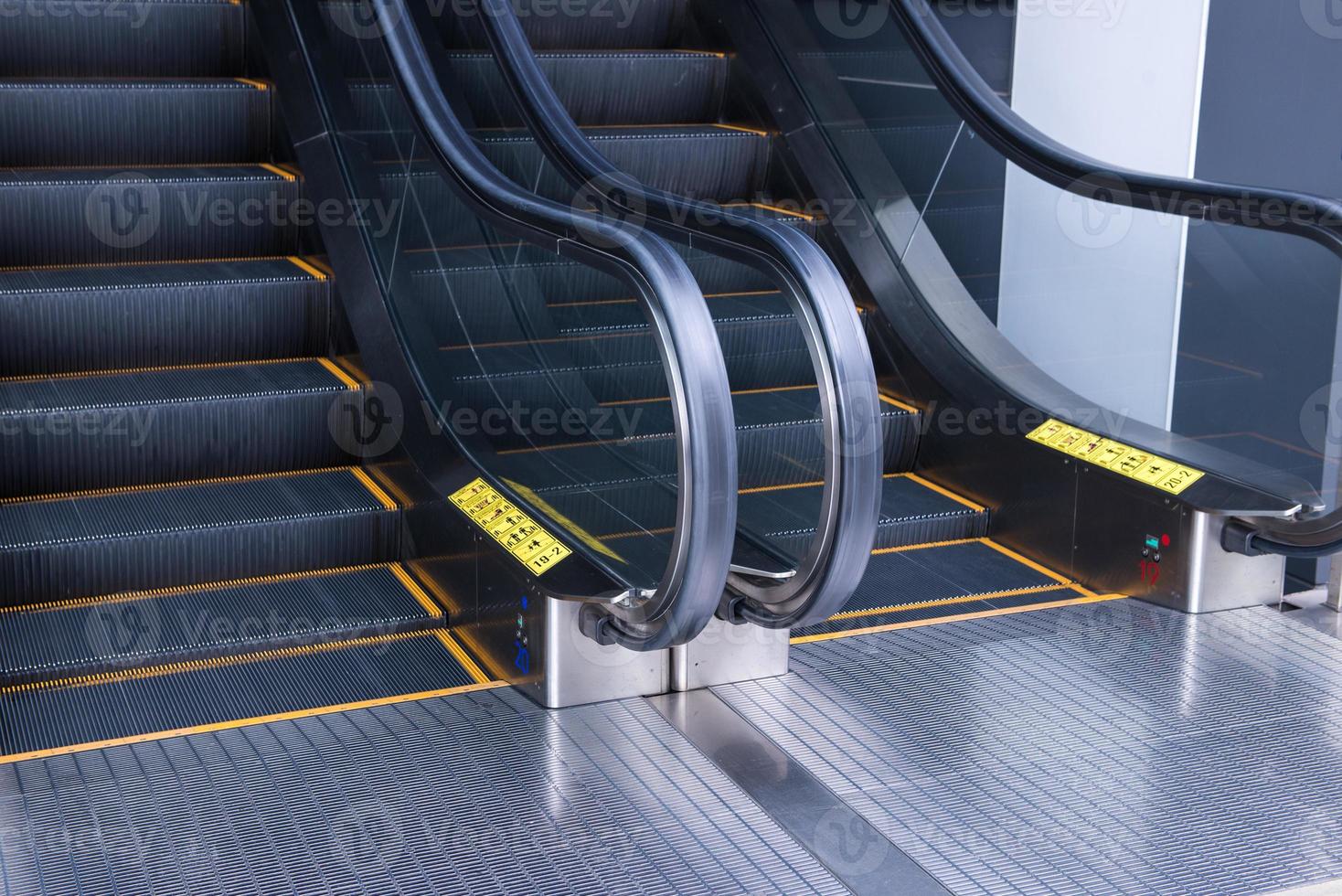 angle of escalator and Escalator photo