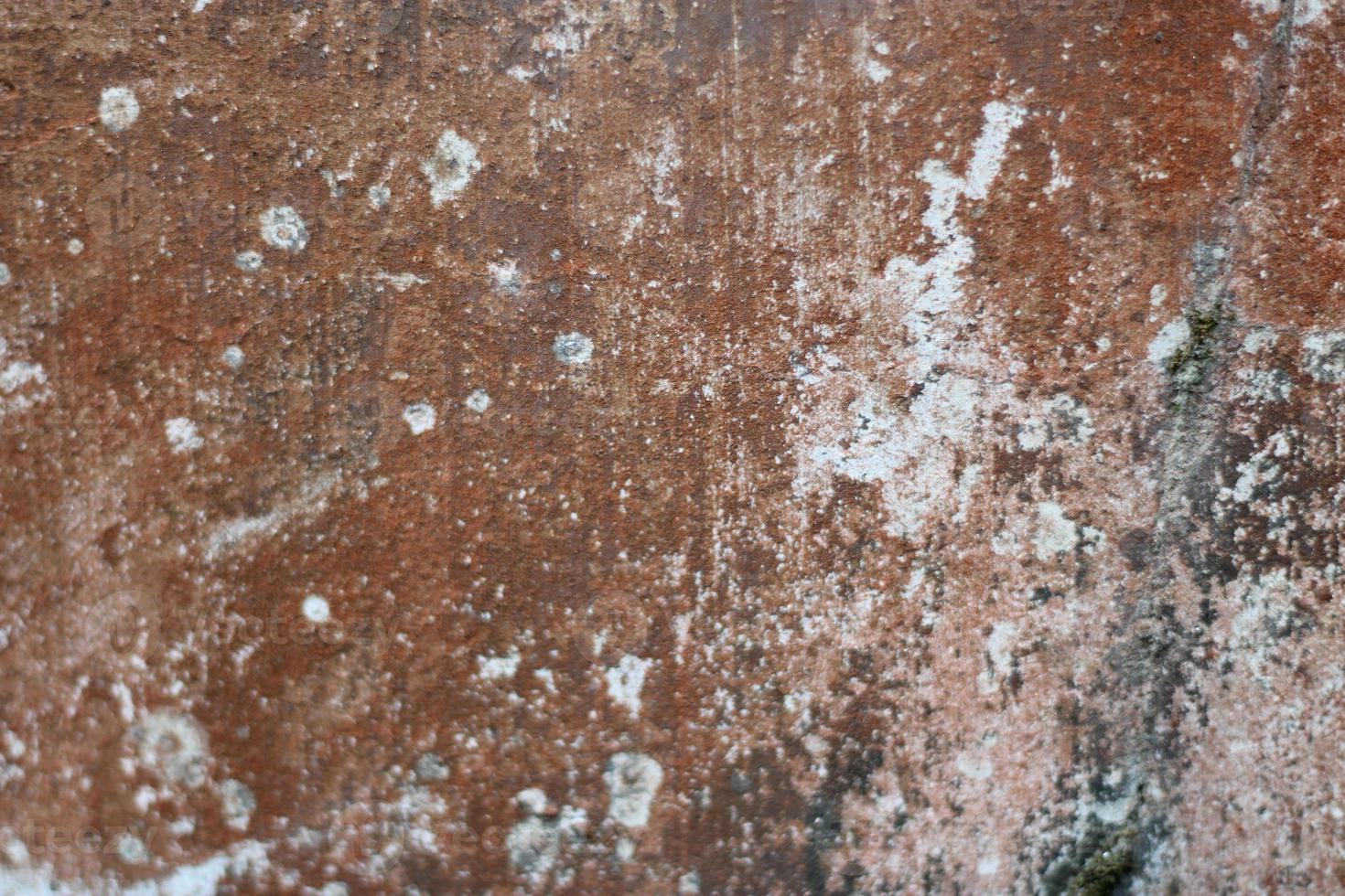 foto de rojo pared textura con cemento en el pared