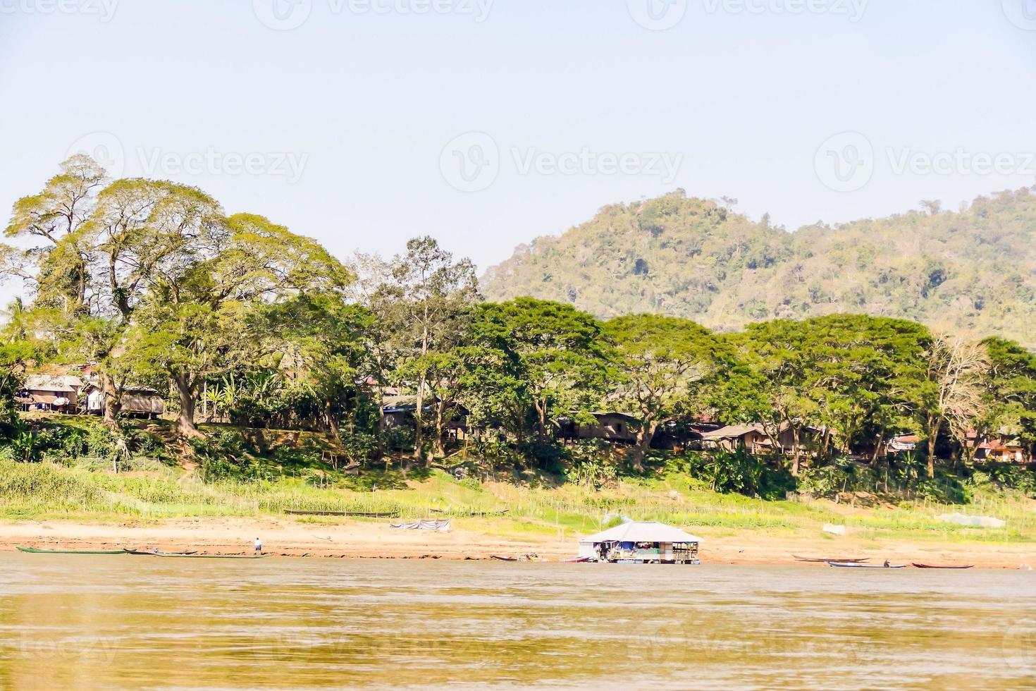 A river view photo