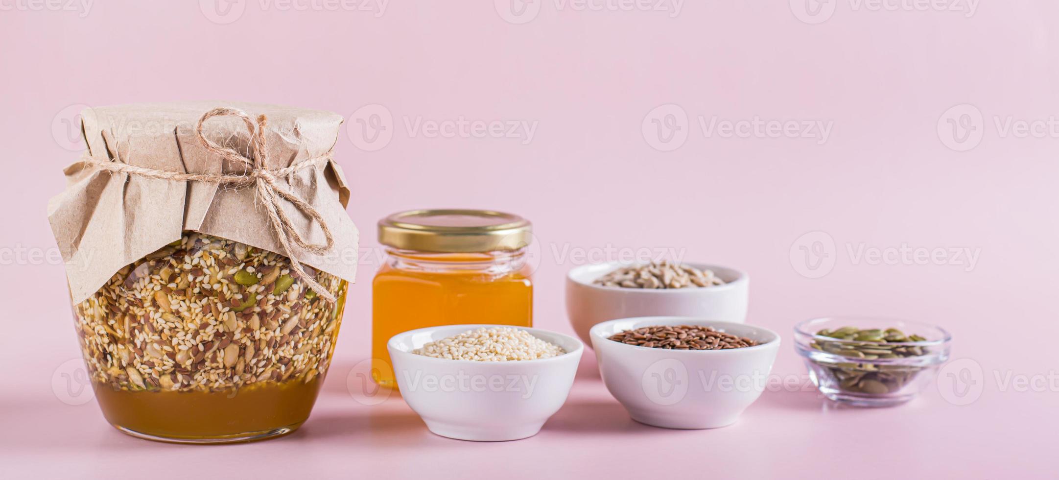 Sunflower, Flax, Sesame, Pumpkin Seeds and Honey for a Healthy Immune Blend web banner photo