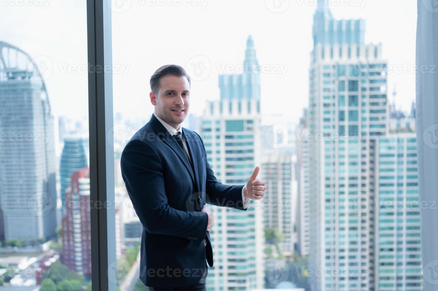 retrato de persona de negocios y el Generacion alusiones personales de nuevo ejecutivos con bueno ideas, personalidad, y visión. foto