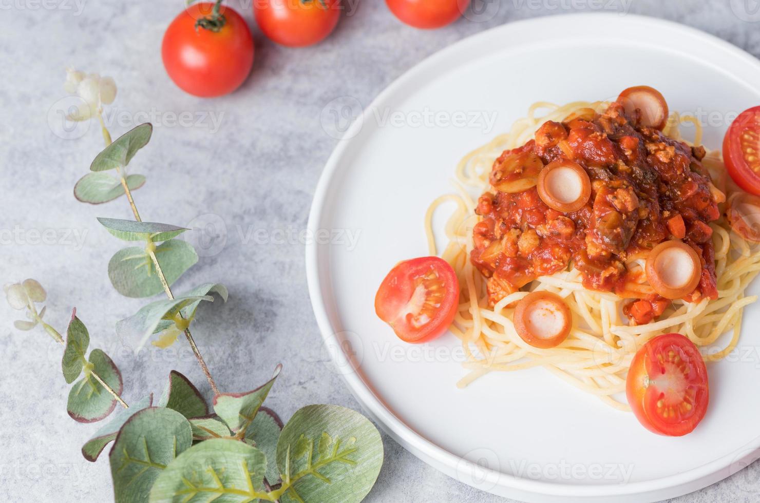 spaghetti pork with mushroom photo