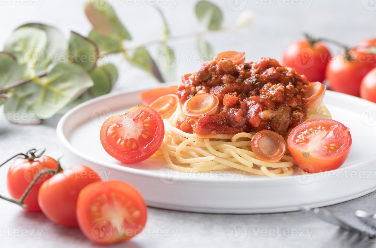 spaghetti pork with mushroom photo