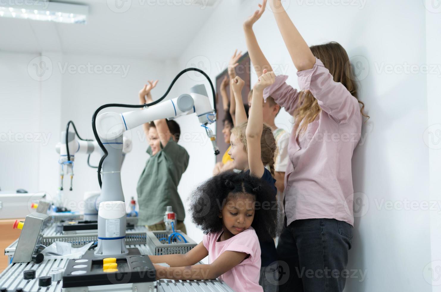 A group of students in a STEM classroom photo