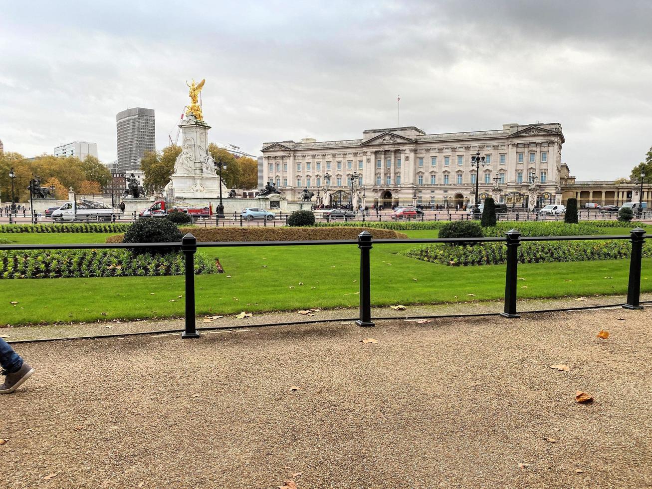 London in the UK in April 2023. A view of St James Park and Buckingham Palace photo
