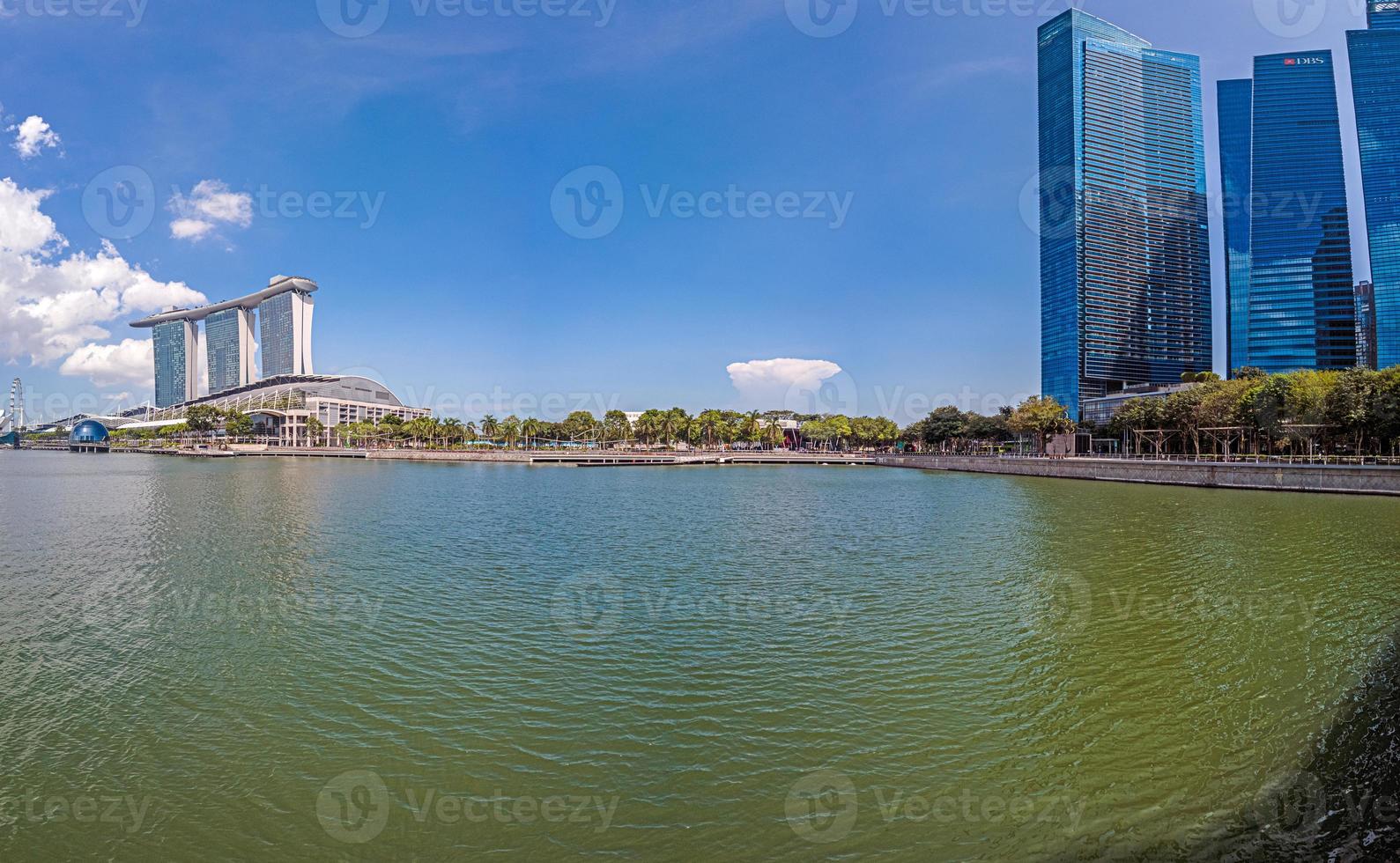 View over Marina Bay in Singapore at daytime photo