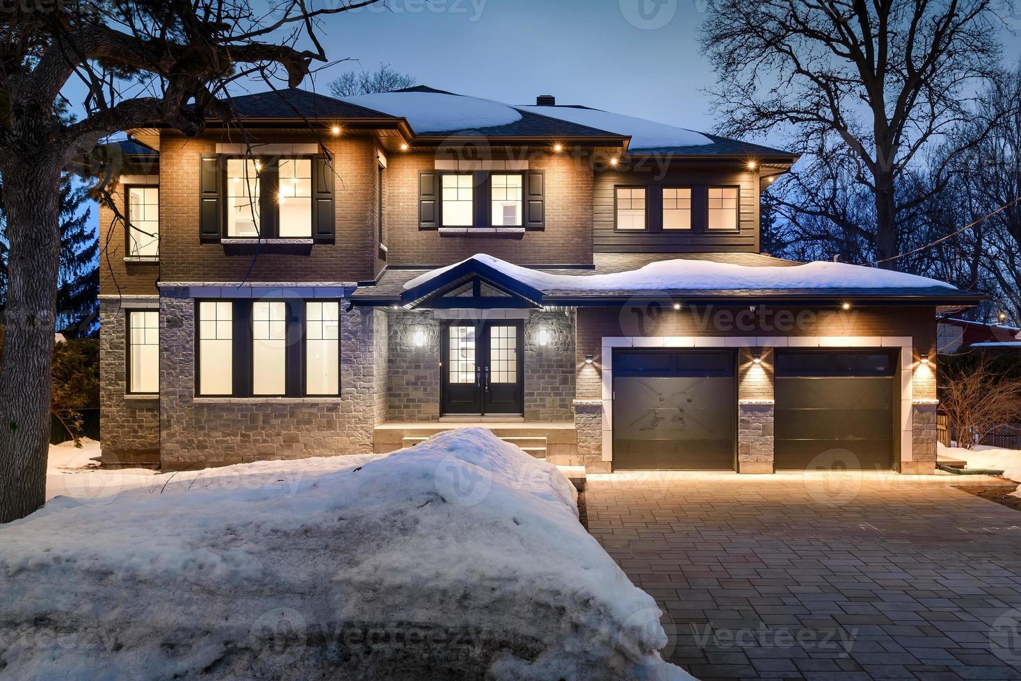 Beautiful luxury Canadian single family house in greater Montreal area photo