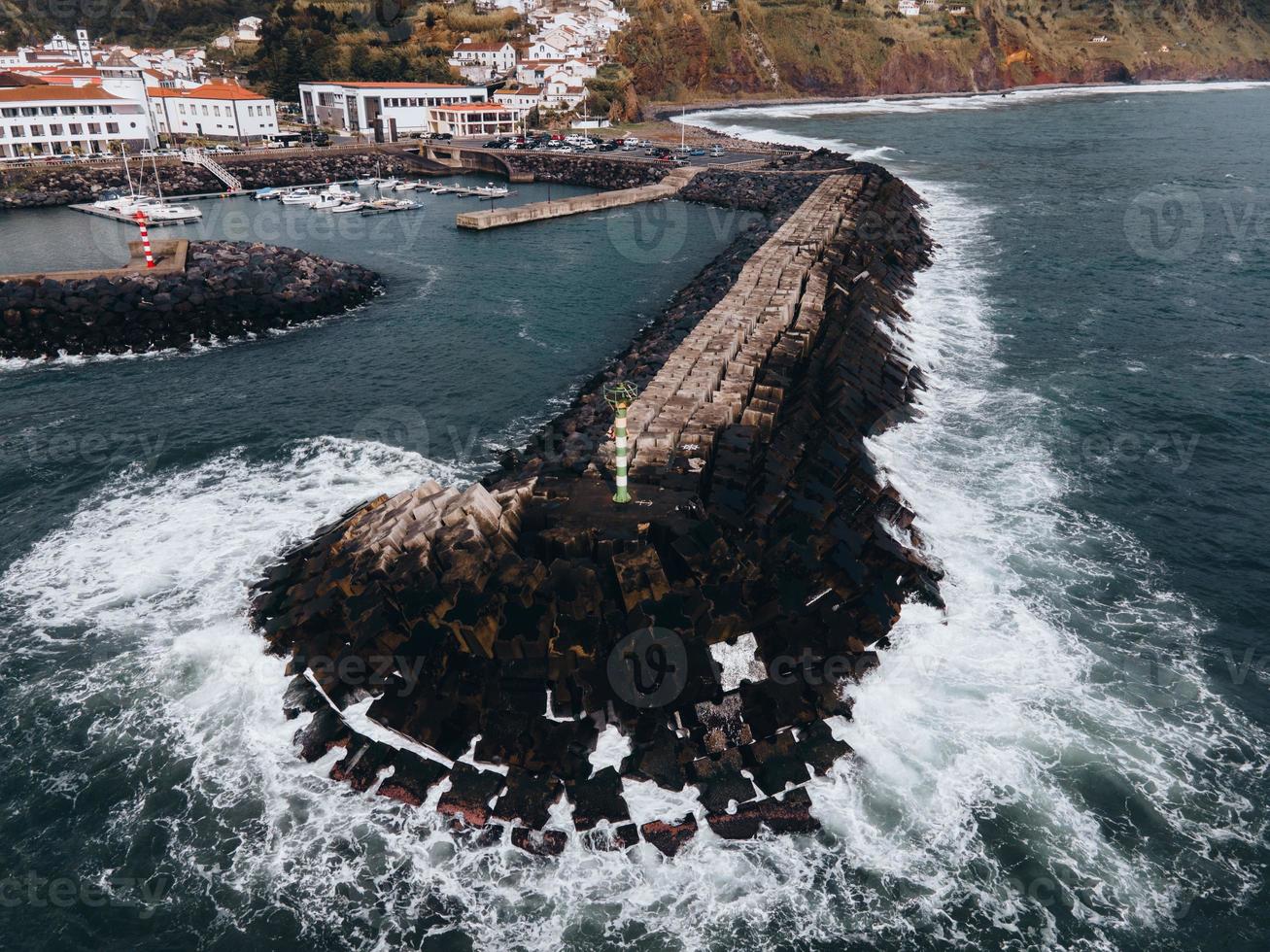 zumbido ver de povoação en sao miguel, el azores foto