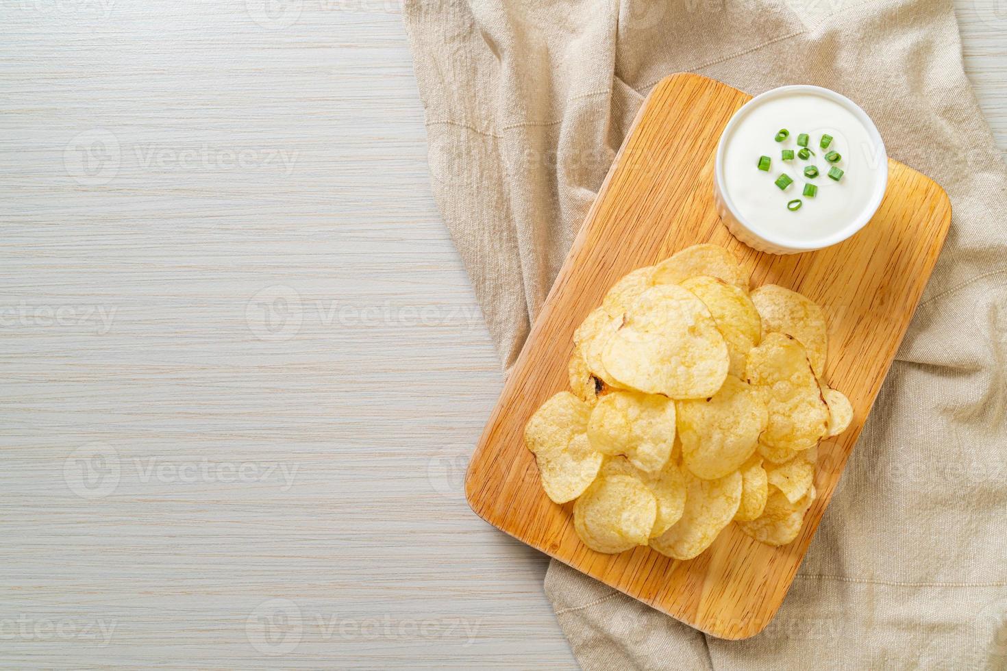 potato chips with sour cream photo