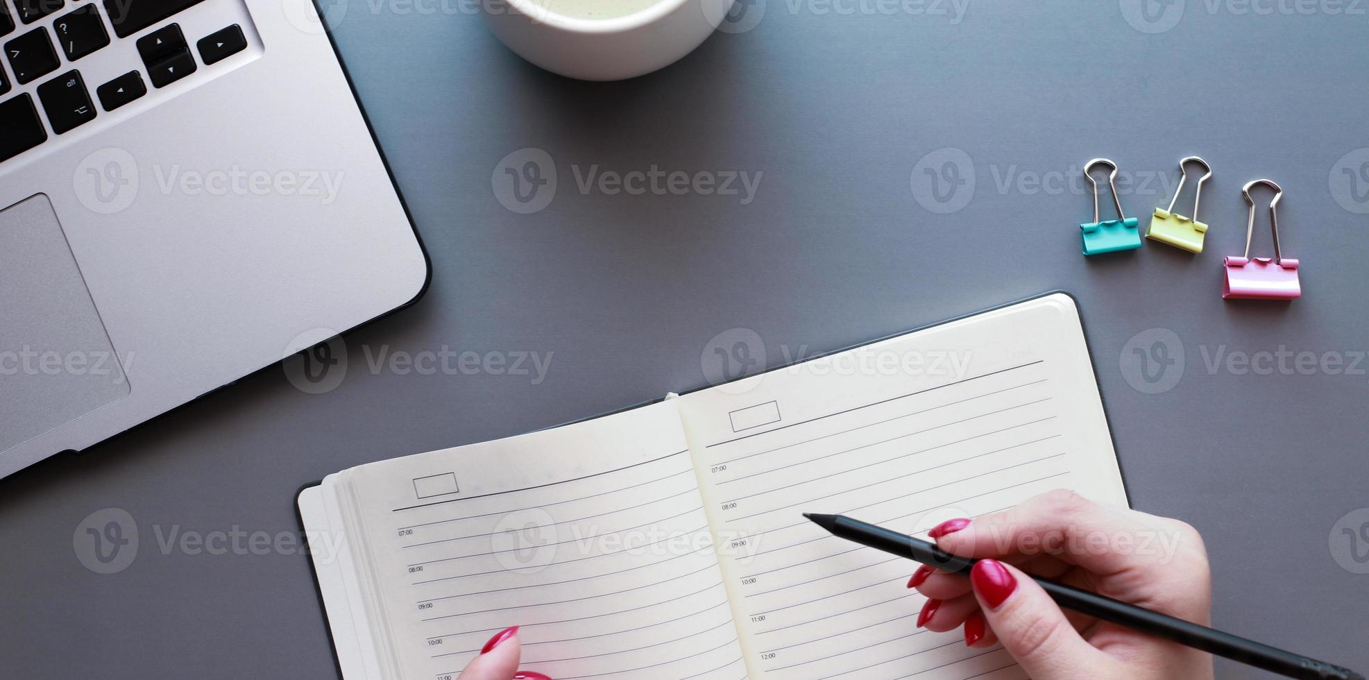 Banner hand writes in diary photo