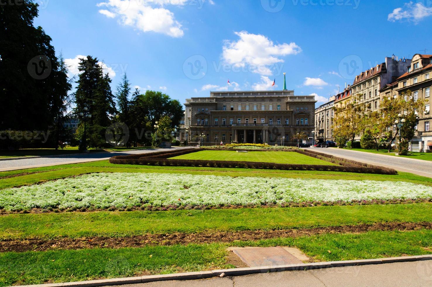 parlamento de Belgrado foto