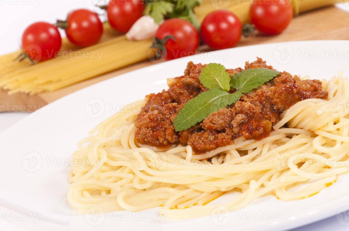 Spaghetti on plate photo