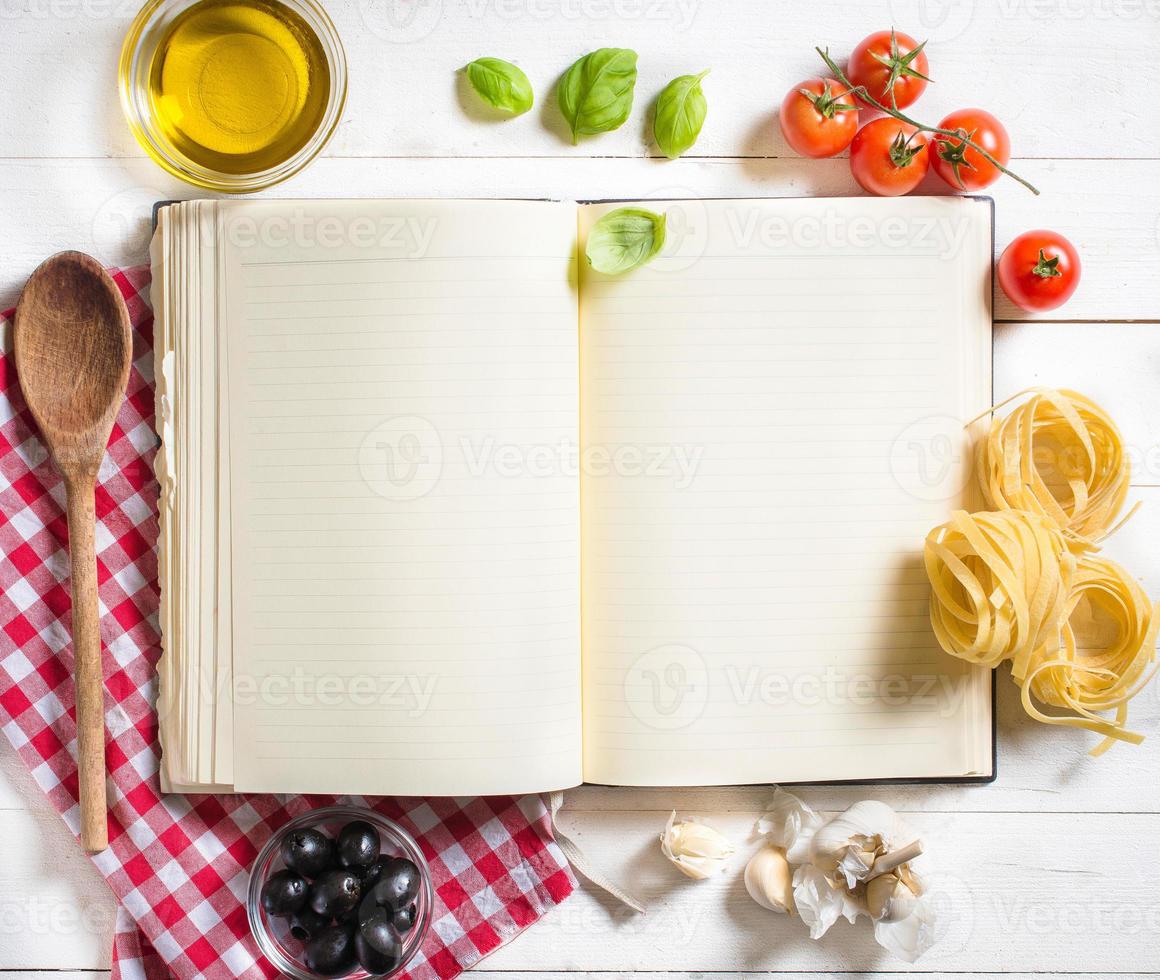 libro de recetas en blanco foto