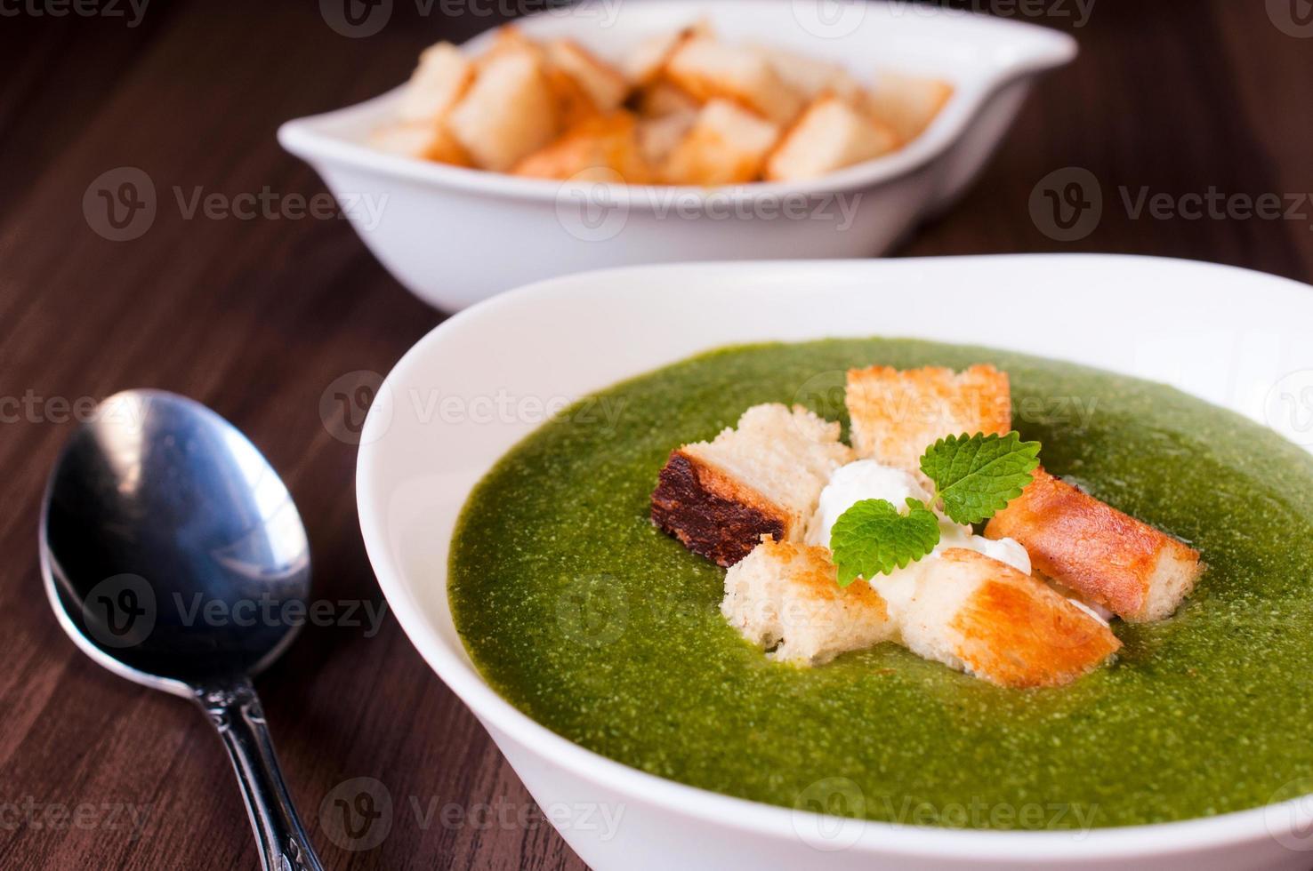 Spinach cream soup photo