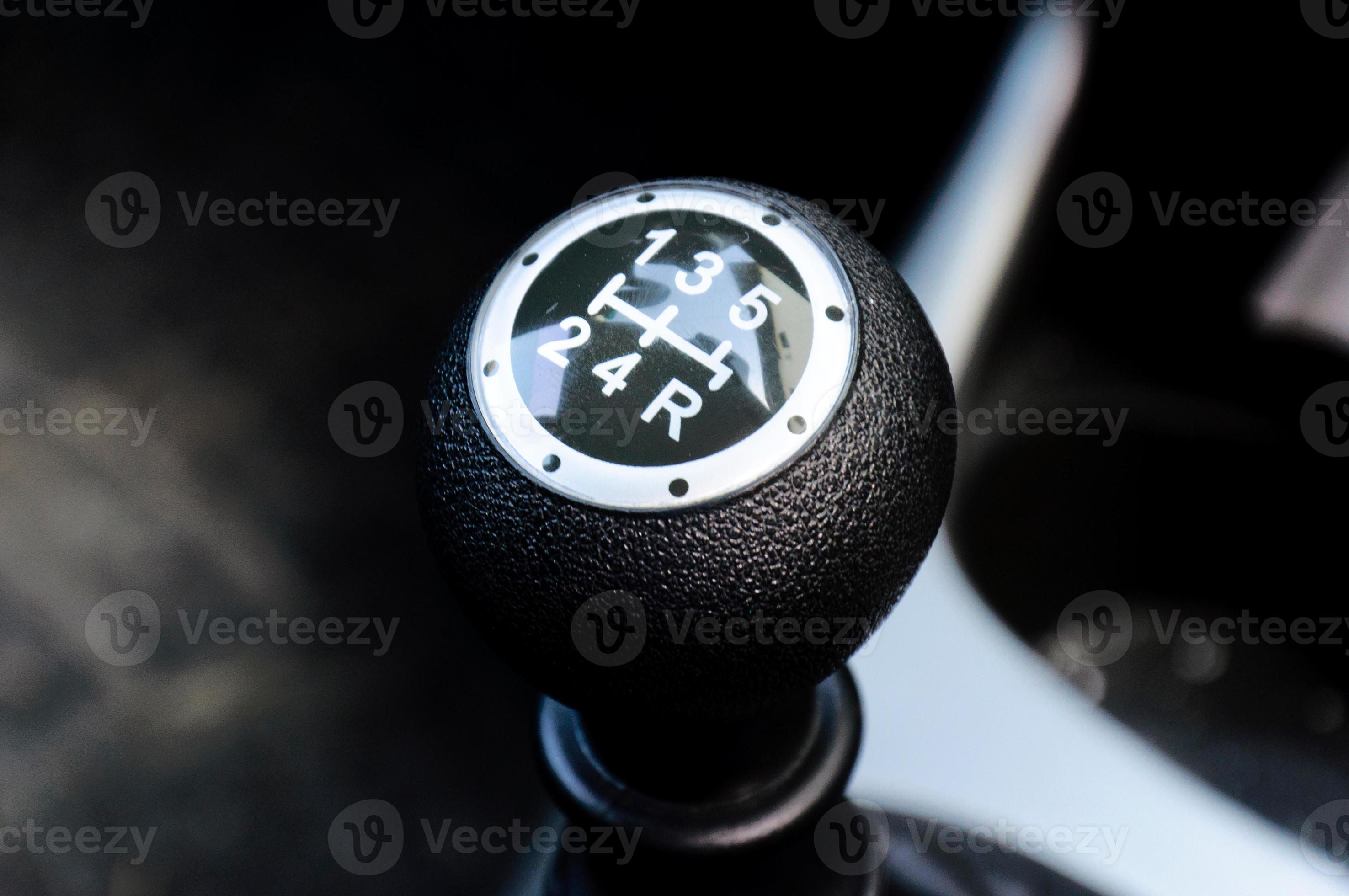 Manual Gearstick in the car 23100977 Stock Photo at Vecteezy