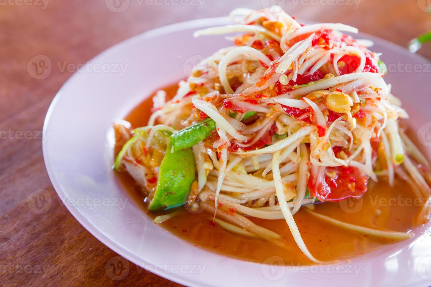 thai-green-papaya-salad-23148014-stock-photo-at-vecteezy