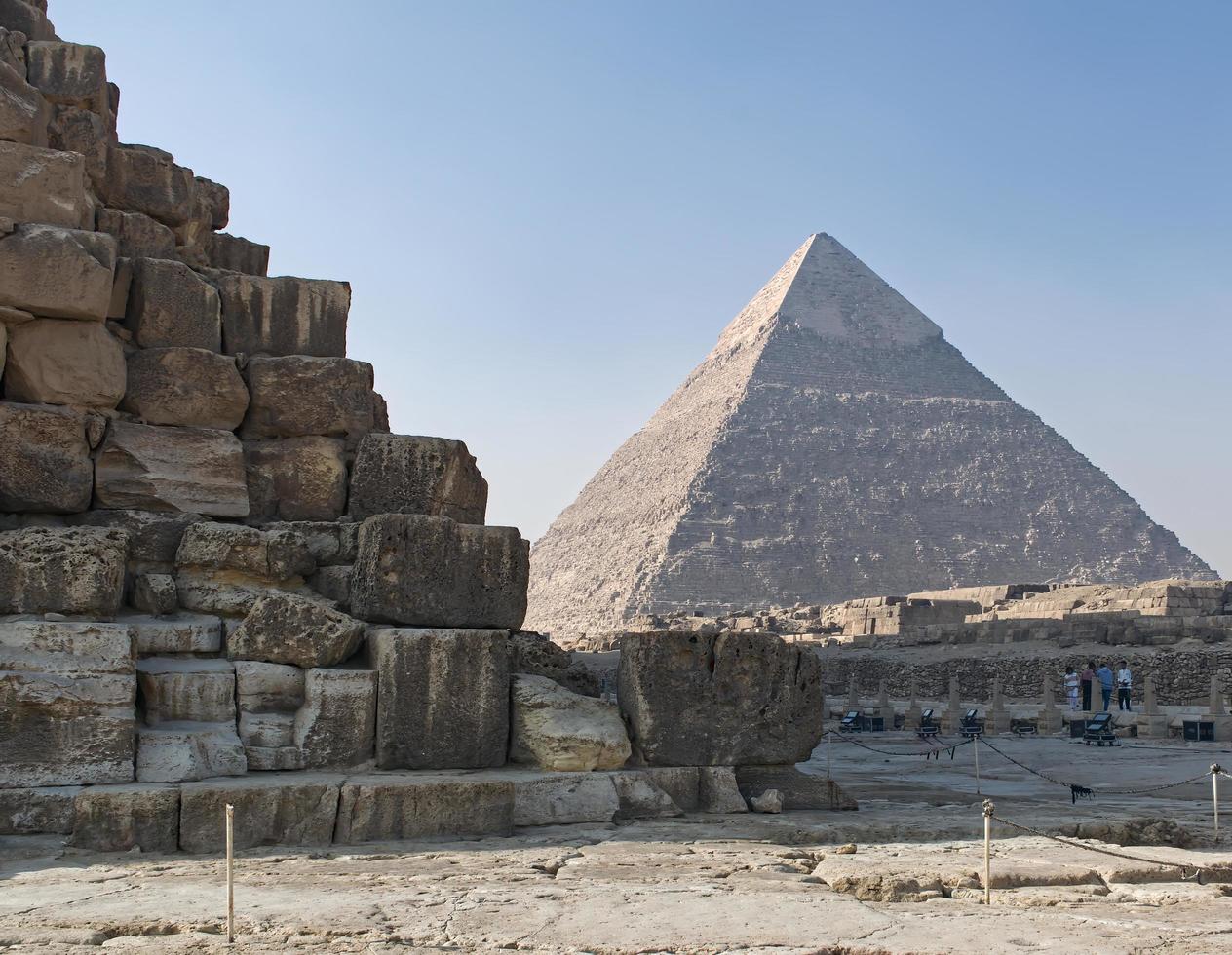 Cairo, Giza  Egypt March 17, 2023 The pyramid of Khafre, Chephren in Giza plateau. Historical Egypt pyramids. photo