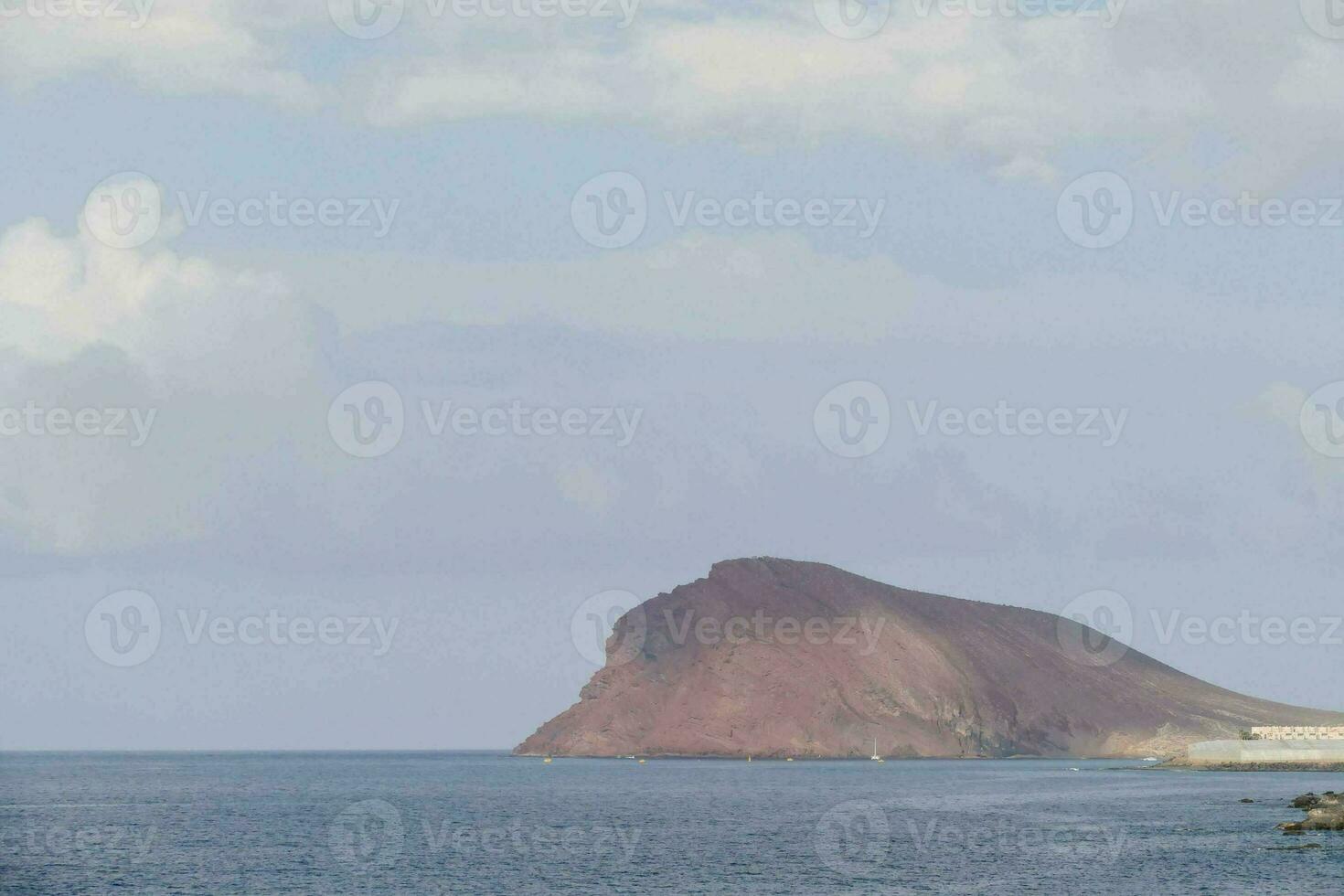 Scenic view of the shore photo