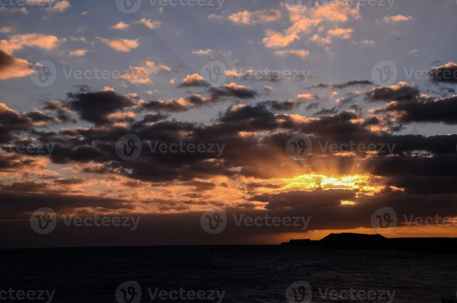 hermosa vista del atardecer foto