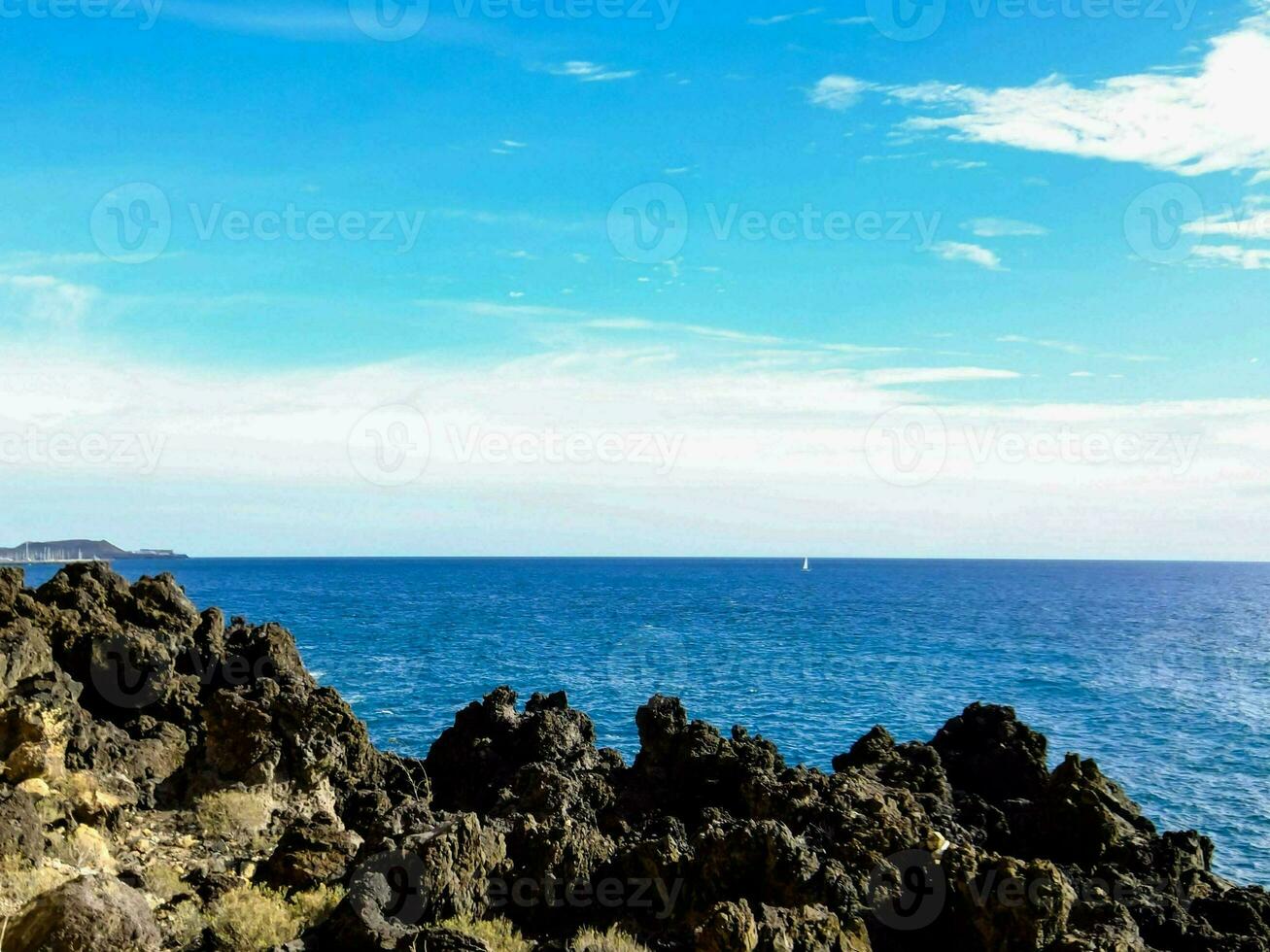 Scenic sea view photo