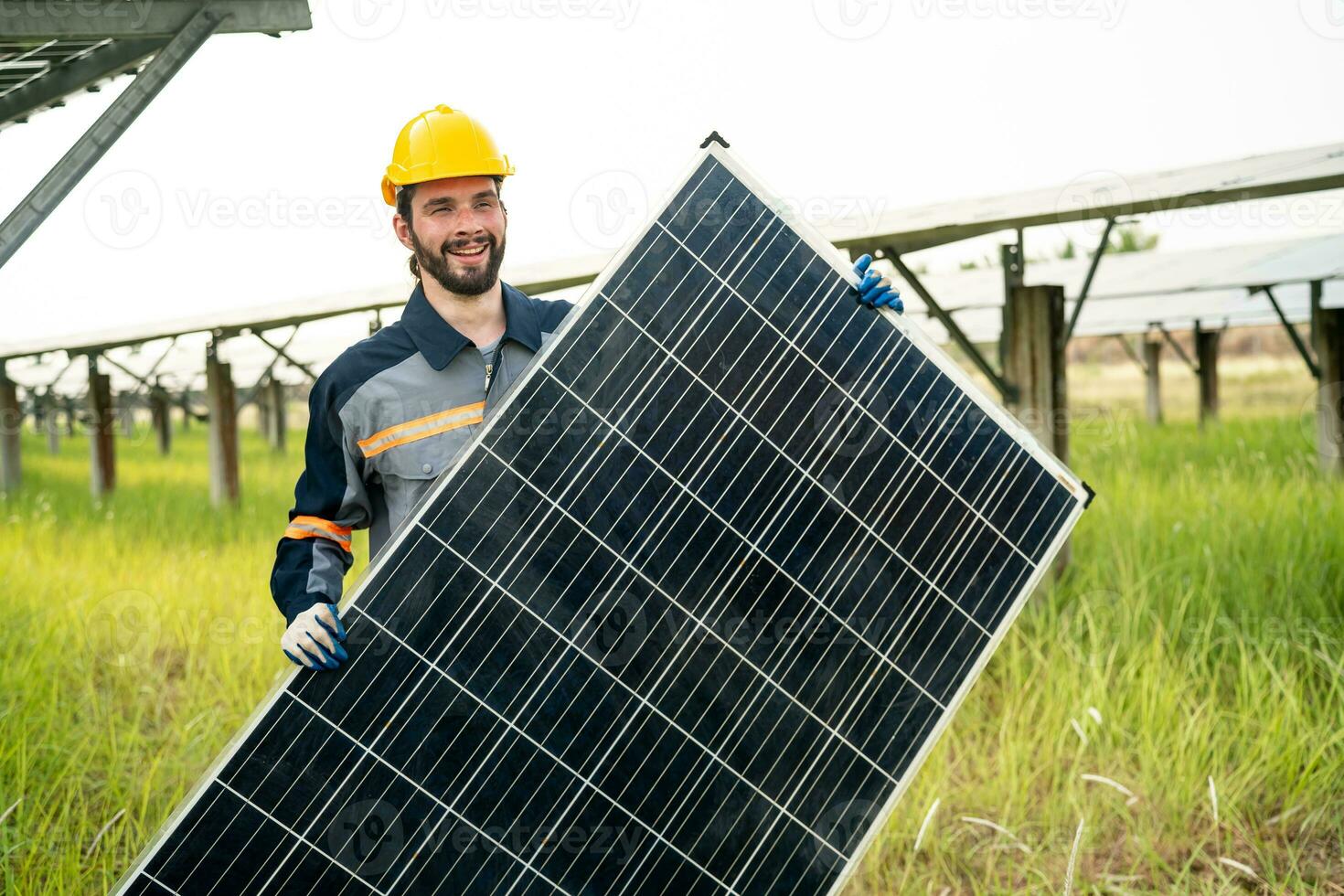 solar paneles instalación concepto foto