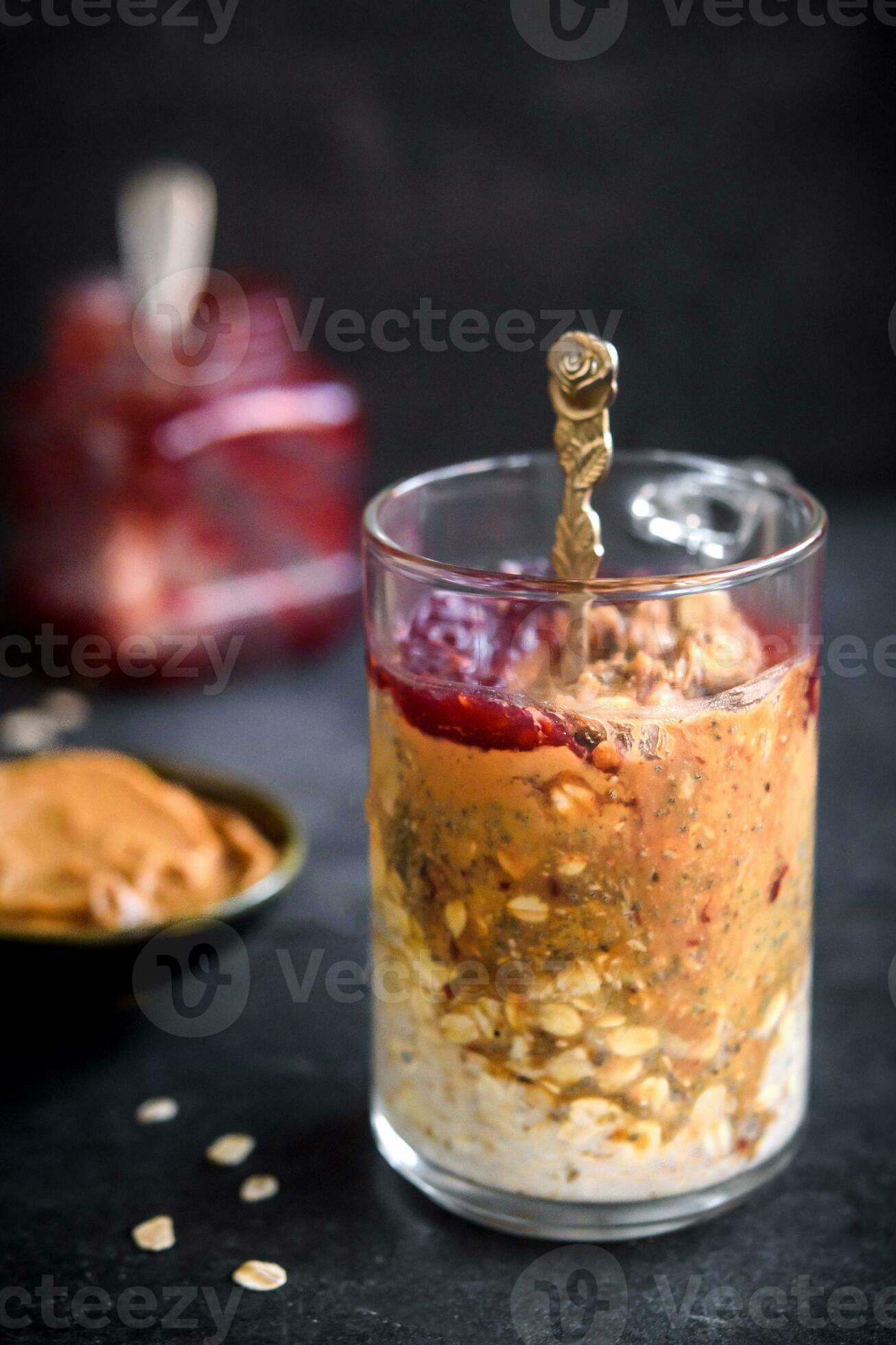 Overnight oats with jam 23275426 Stock Photo at Vecteezy