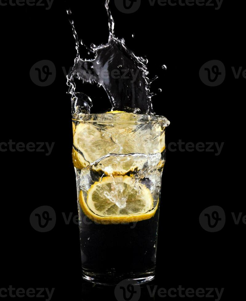 Lemonade water splashing photo
