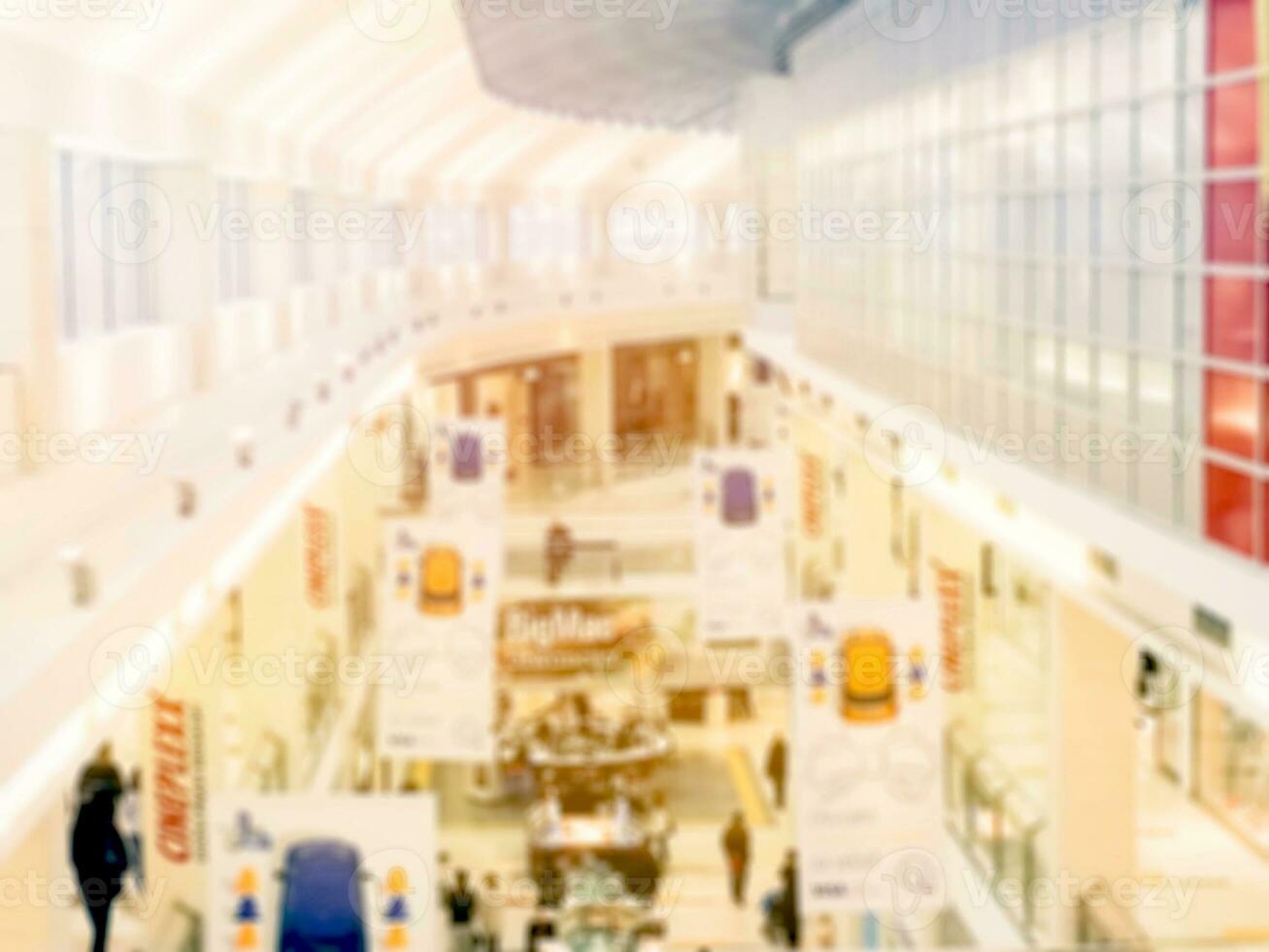 Shopping moll blurred photo