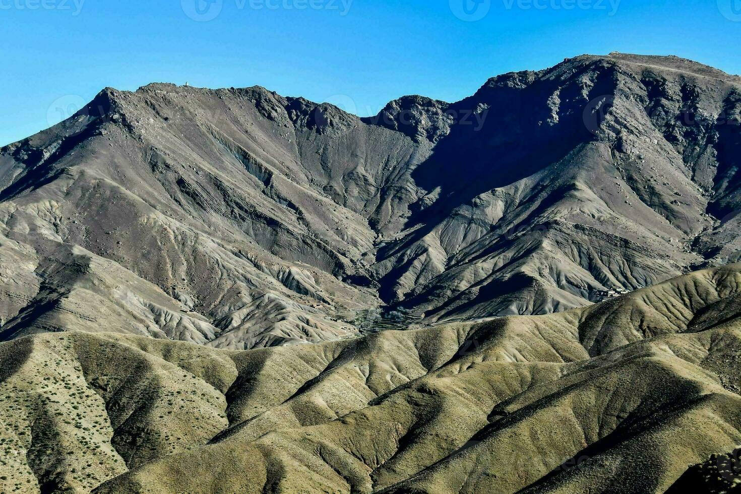 vista panorámica de la montaña foto