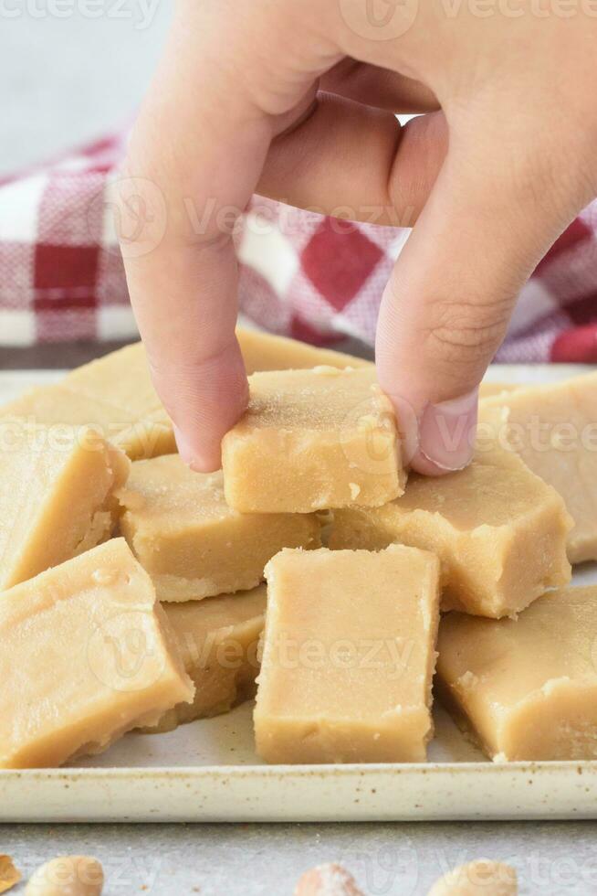 Homemade caramel bites recipe 23278292 Stock Photo at Vecteezy