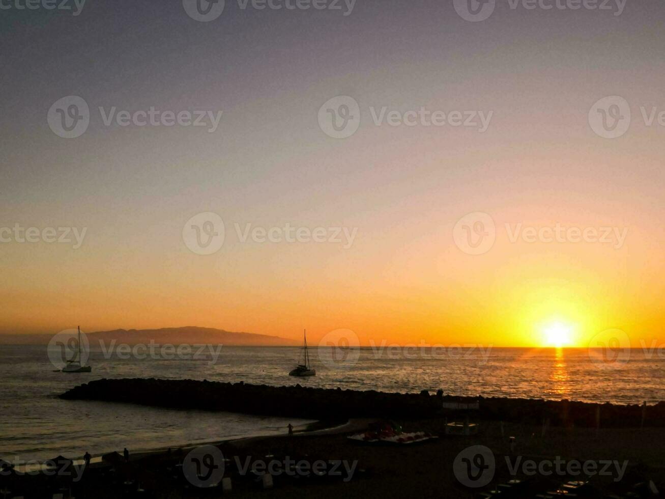 Scenic sunrise view photo
