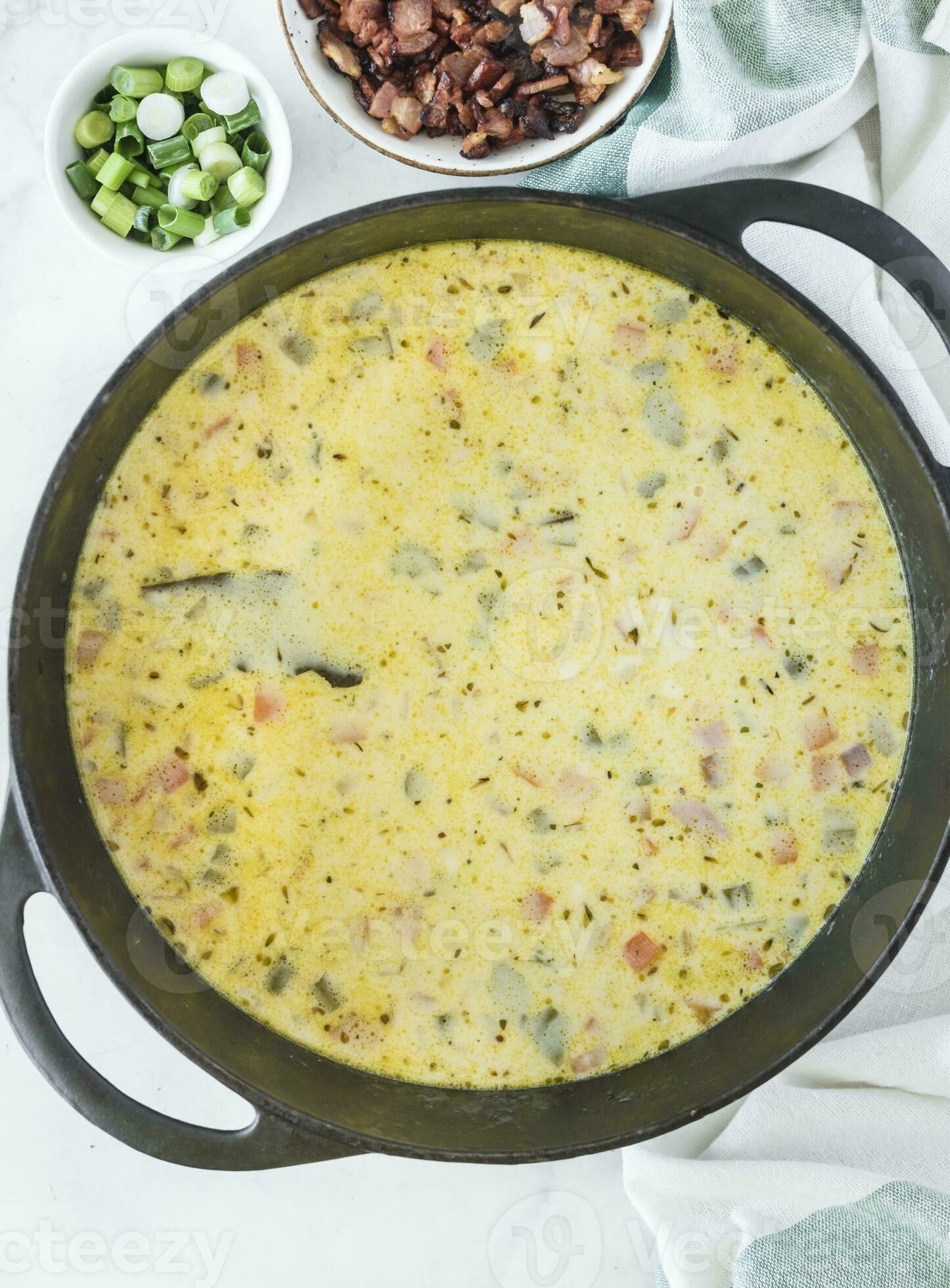 Ham and potatoes soup recipe 23299220 Stock Photo at Vecteezy