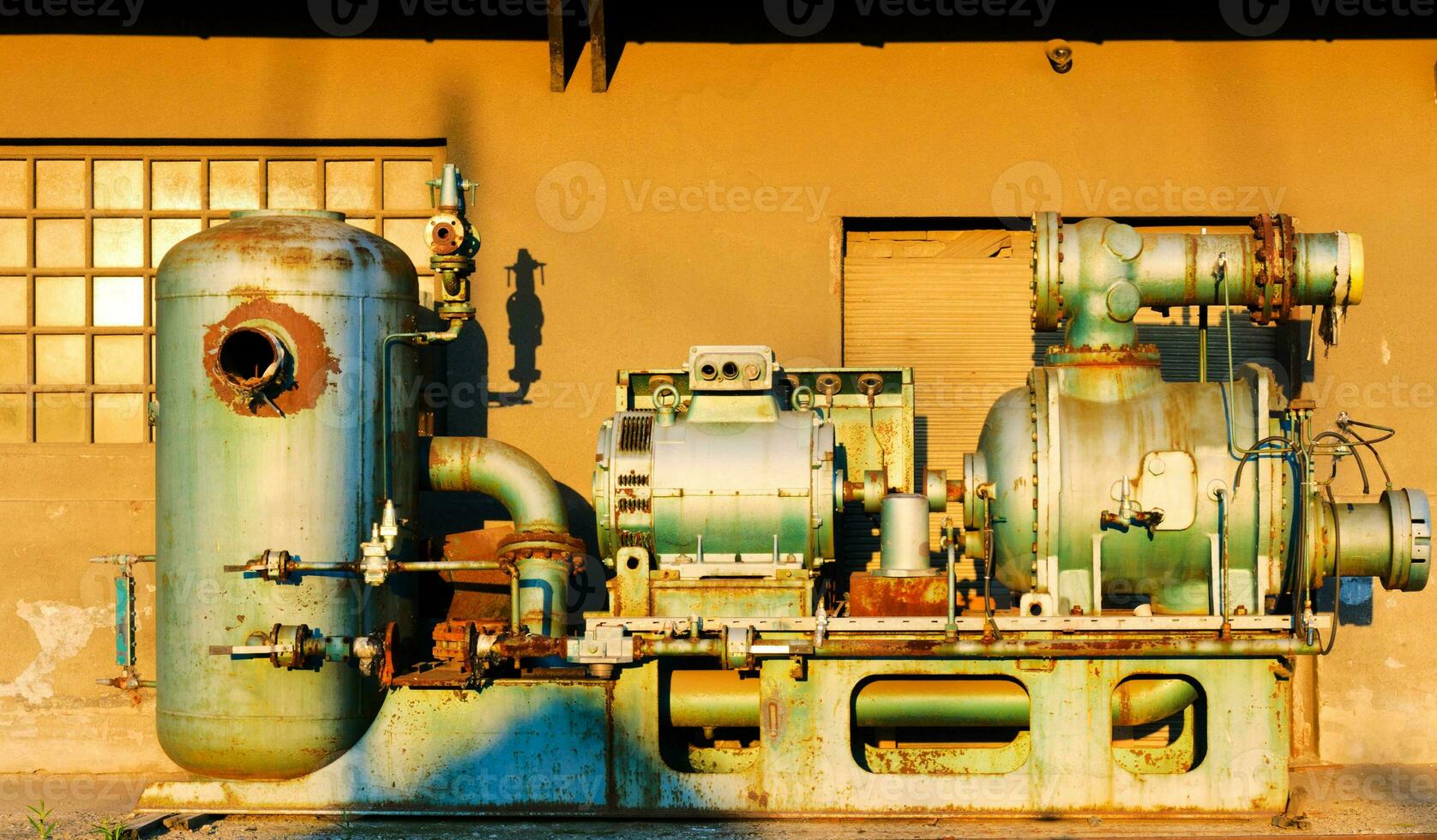 Old machine view photo