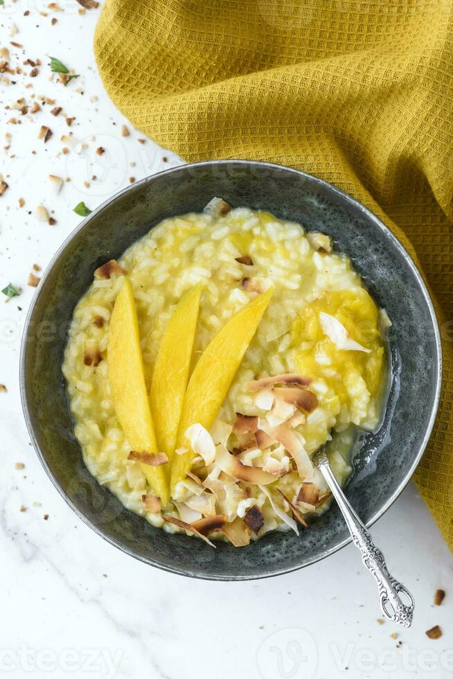 healthy-keto-dessert-23337565-stock-photo-at-vecteezy