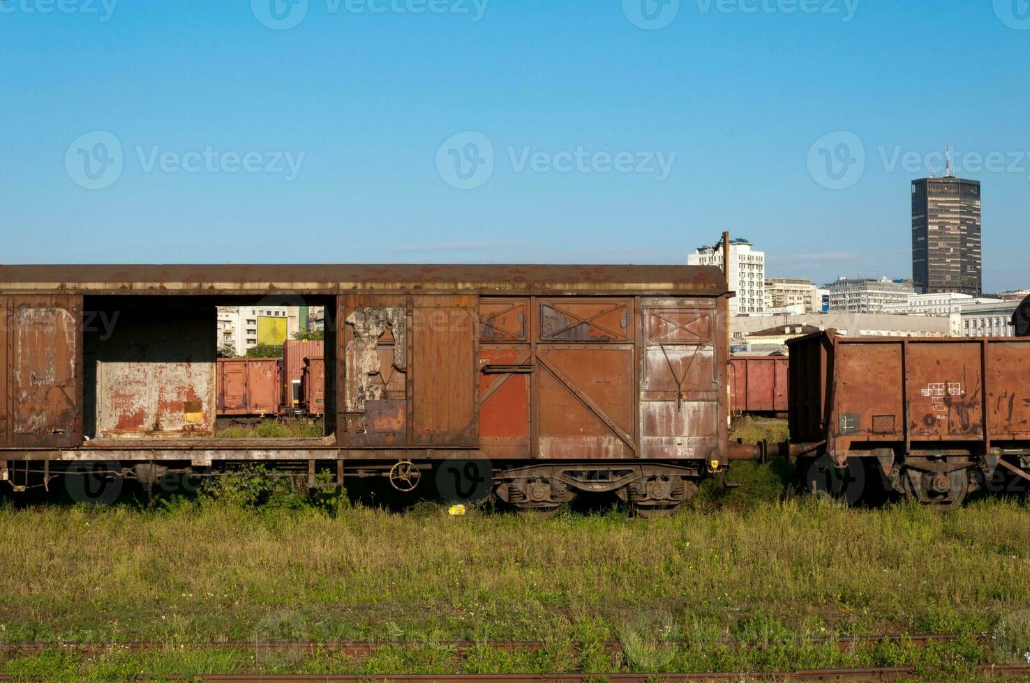 antiguo oxidado vagones foto