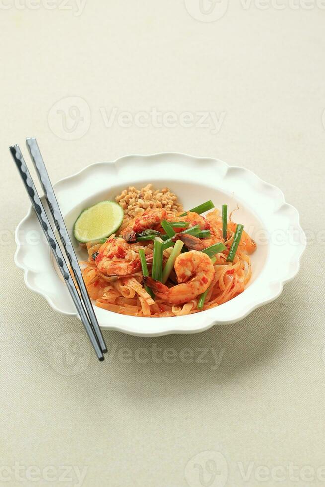 Pad Thai, StirFried Rice Noodles with Shrimp and Lime. photo