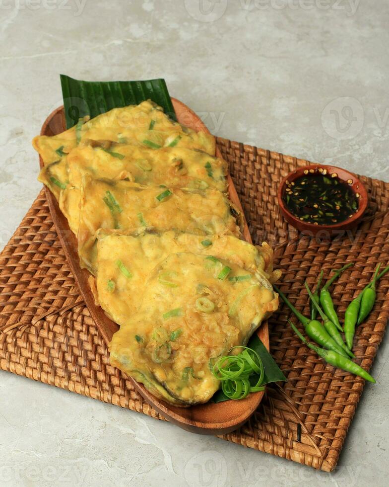 Tempe Mendoan, Deep Fried Thin Sliced Tempeh photo