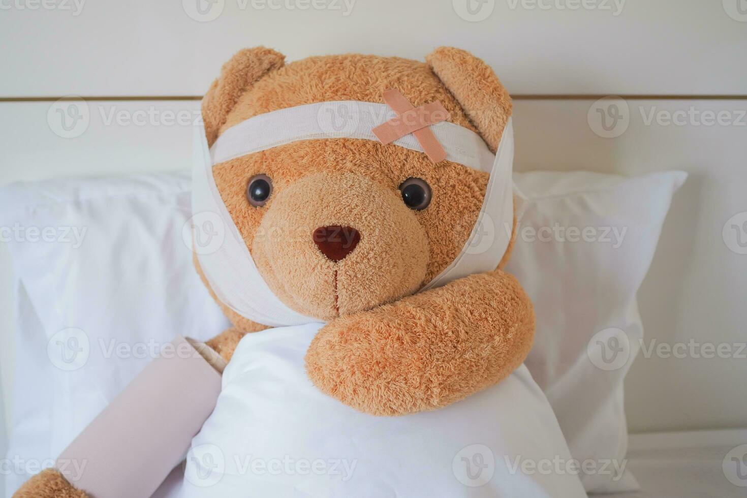 sick with a headache, seasonal influenza, allergic, high fever and influenza, resting, virus, coronavirus, feel illness, respiratory, cold and flu, exhaustion, infection, unwell photo