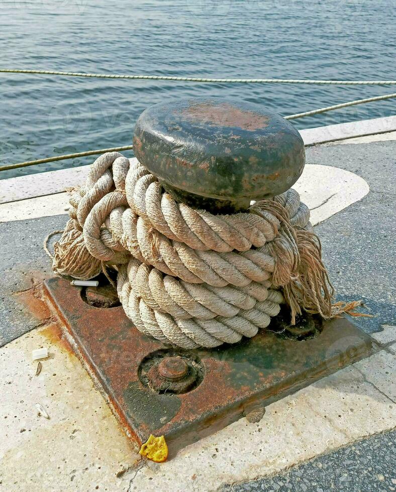 Rope that tied the ship photo