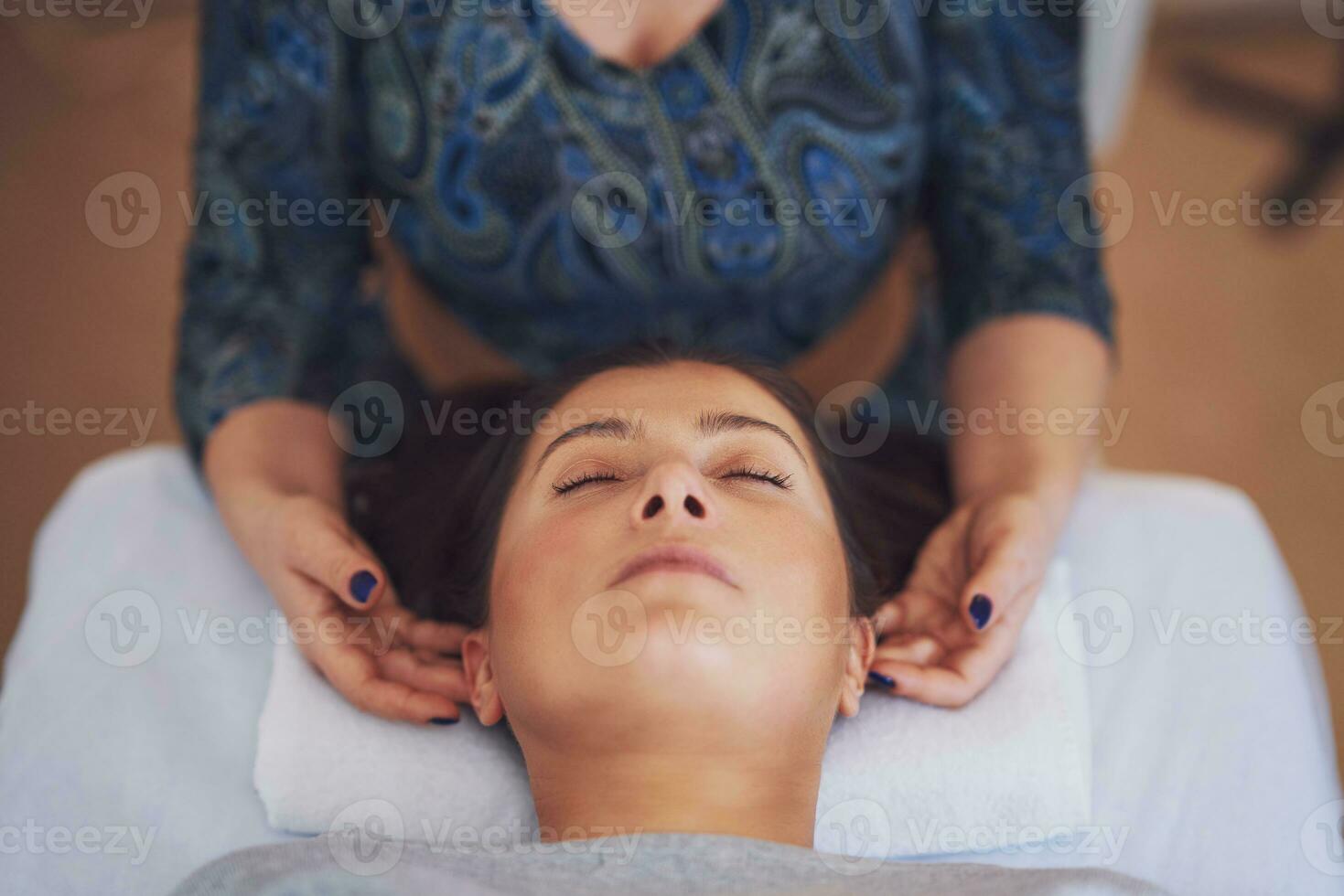 Picture of an treatment that involves gently touching 32 points on your head photo