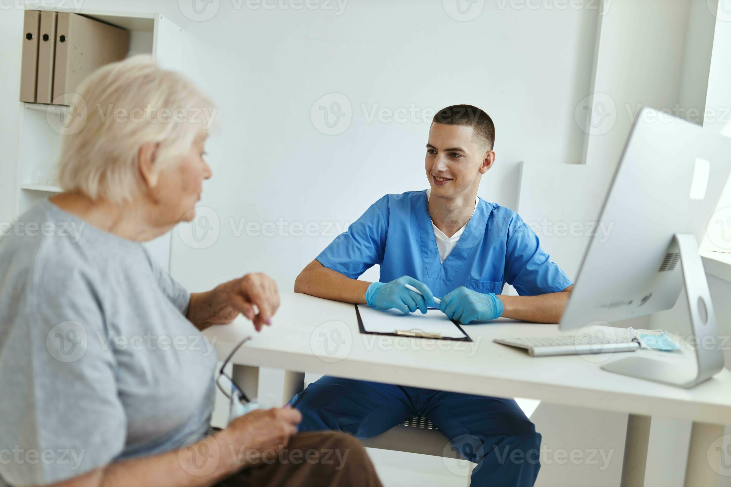 a patient at a doctor's appointment diagnostics 23416352 Stock Photo at