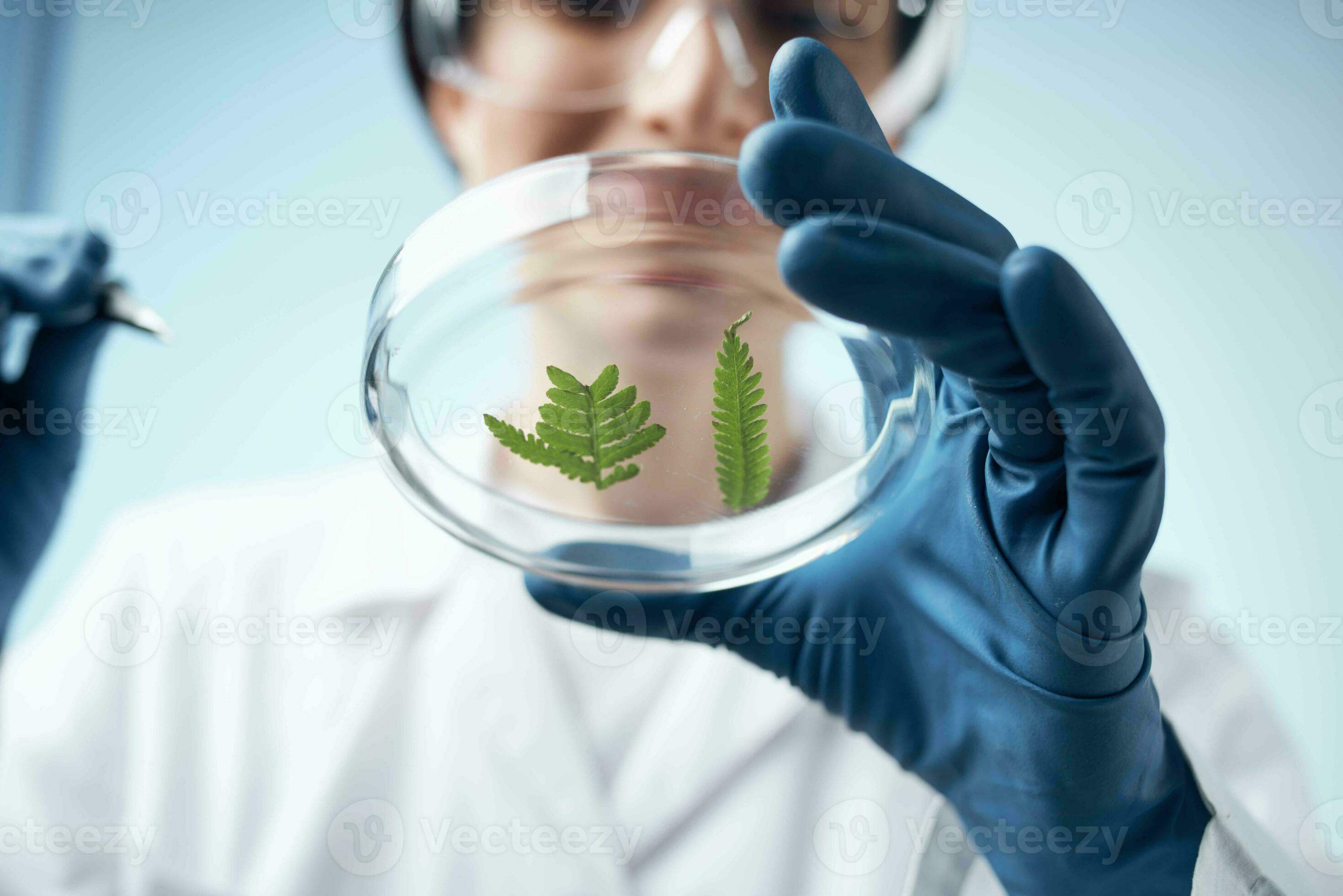 Woman in white coat biology laboratory research science 23416562 Stock