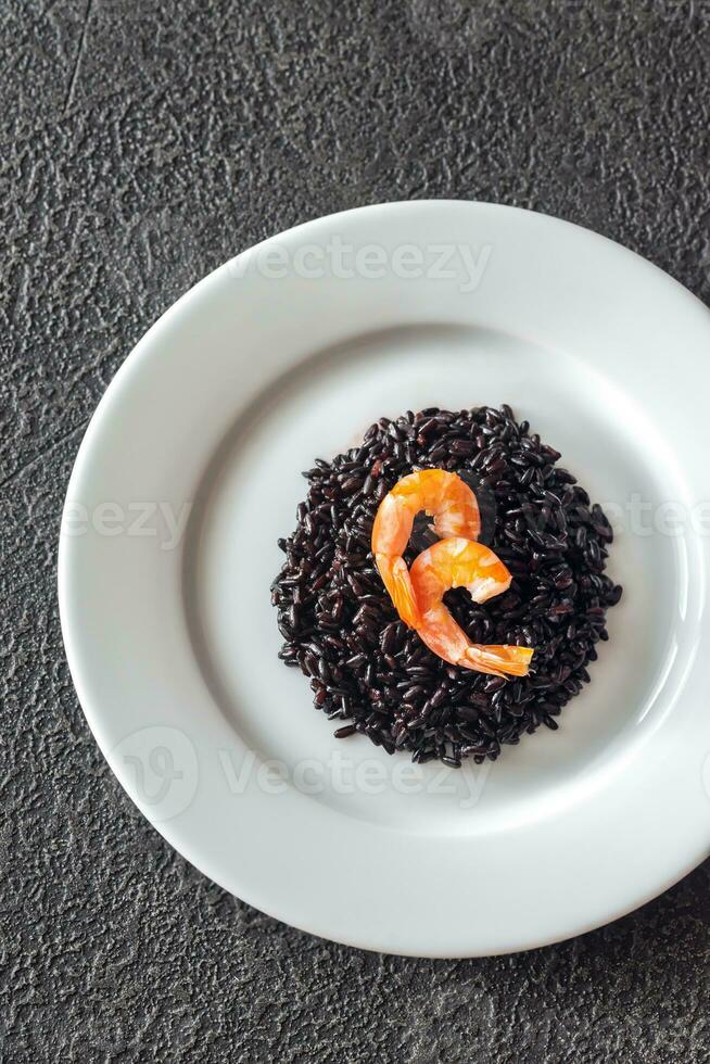 Black rice with shrimp photo