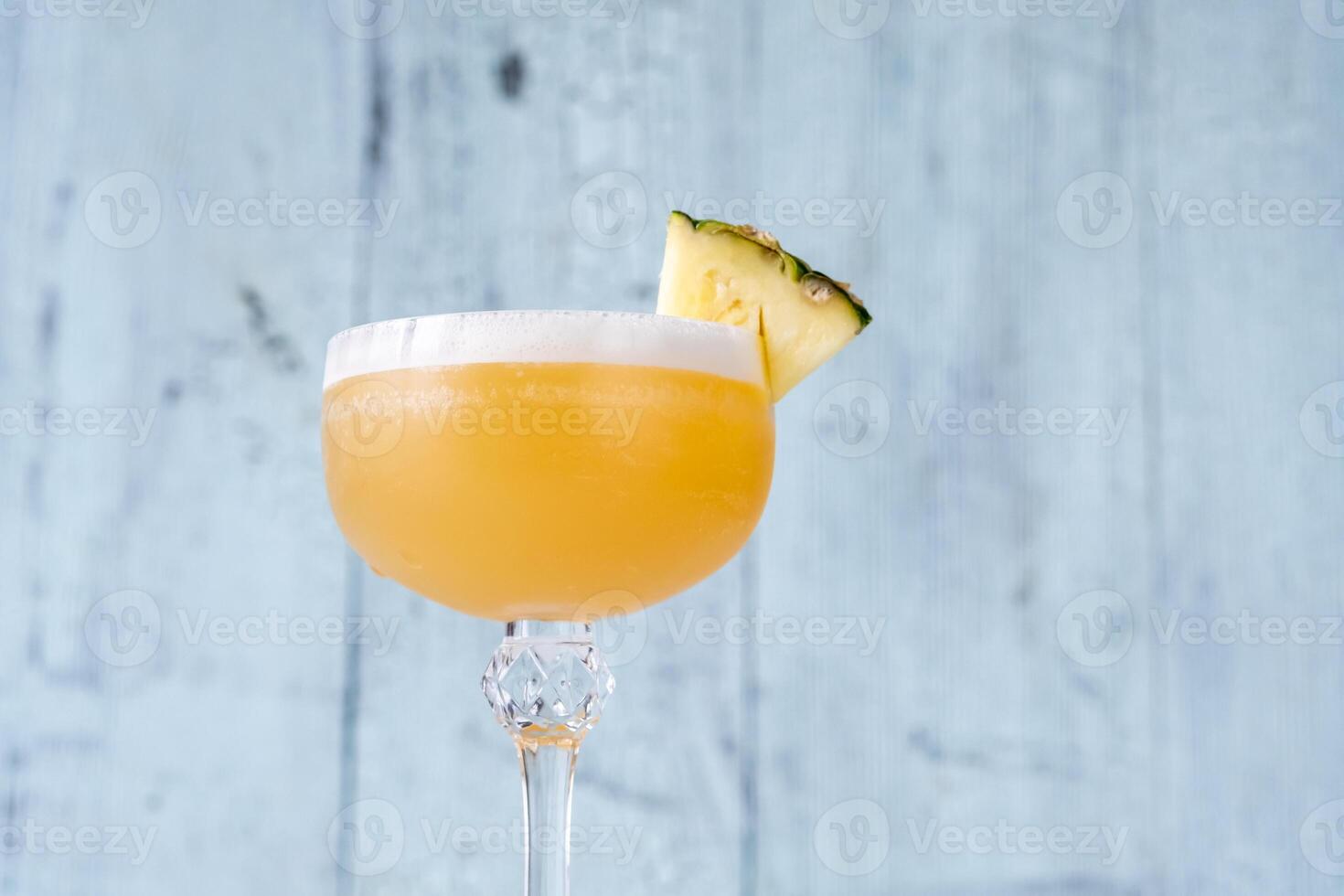 French Daiquiri cocktail 23491383 Stock Photo at Vecteezy