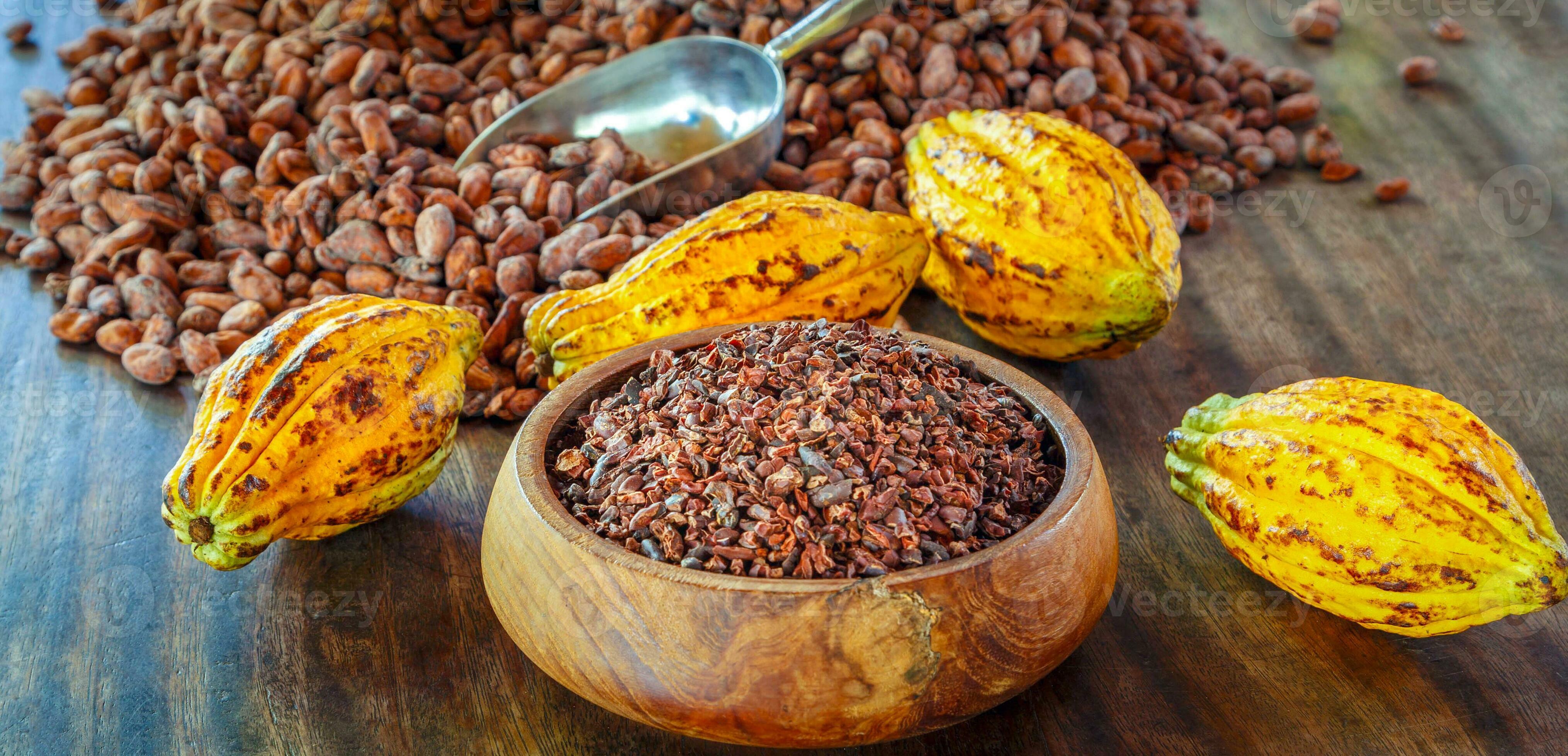 Cacao nibs are cocoa beans that have been coldground or ground at low